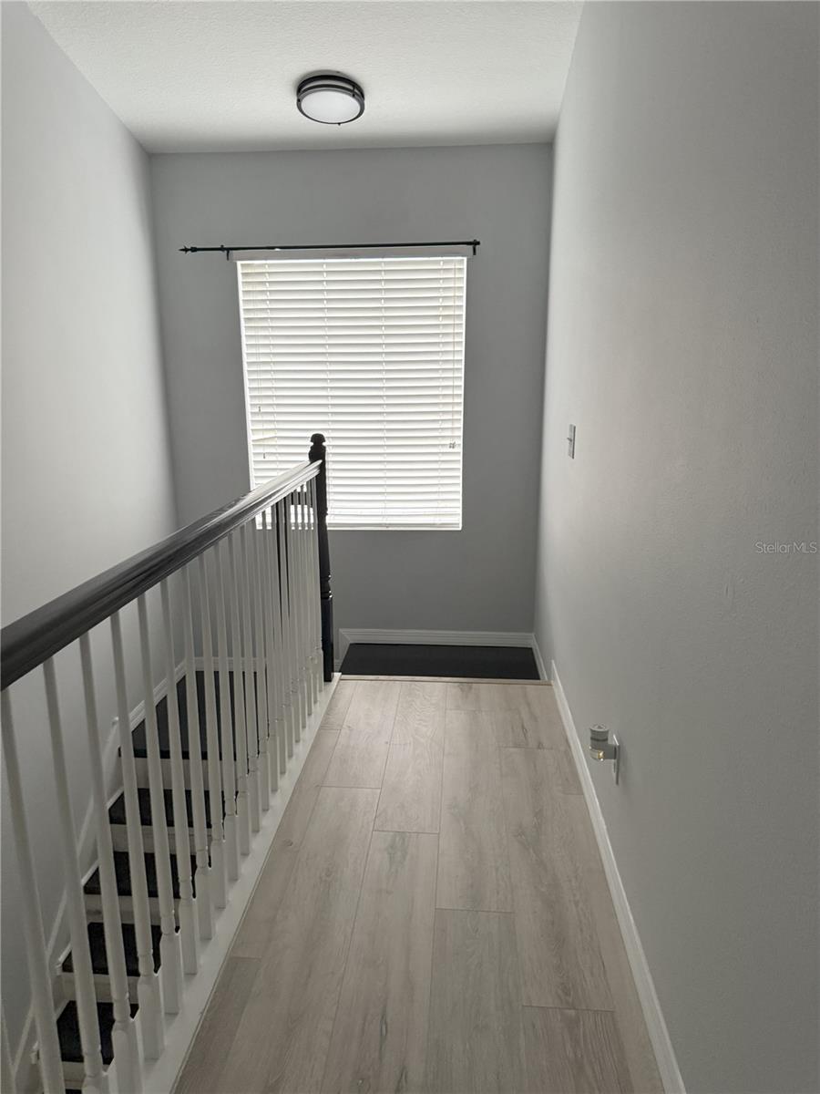 18405 KENTISBURY CT — photo 9