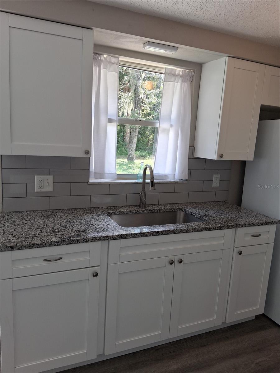 7926 GULF WAY — photo 12