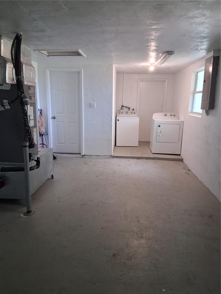 7926 GULF WAY — photo 37