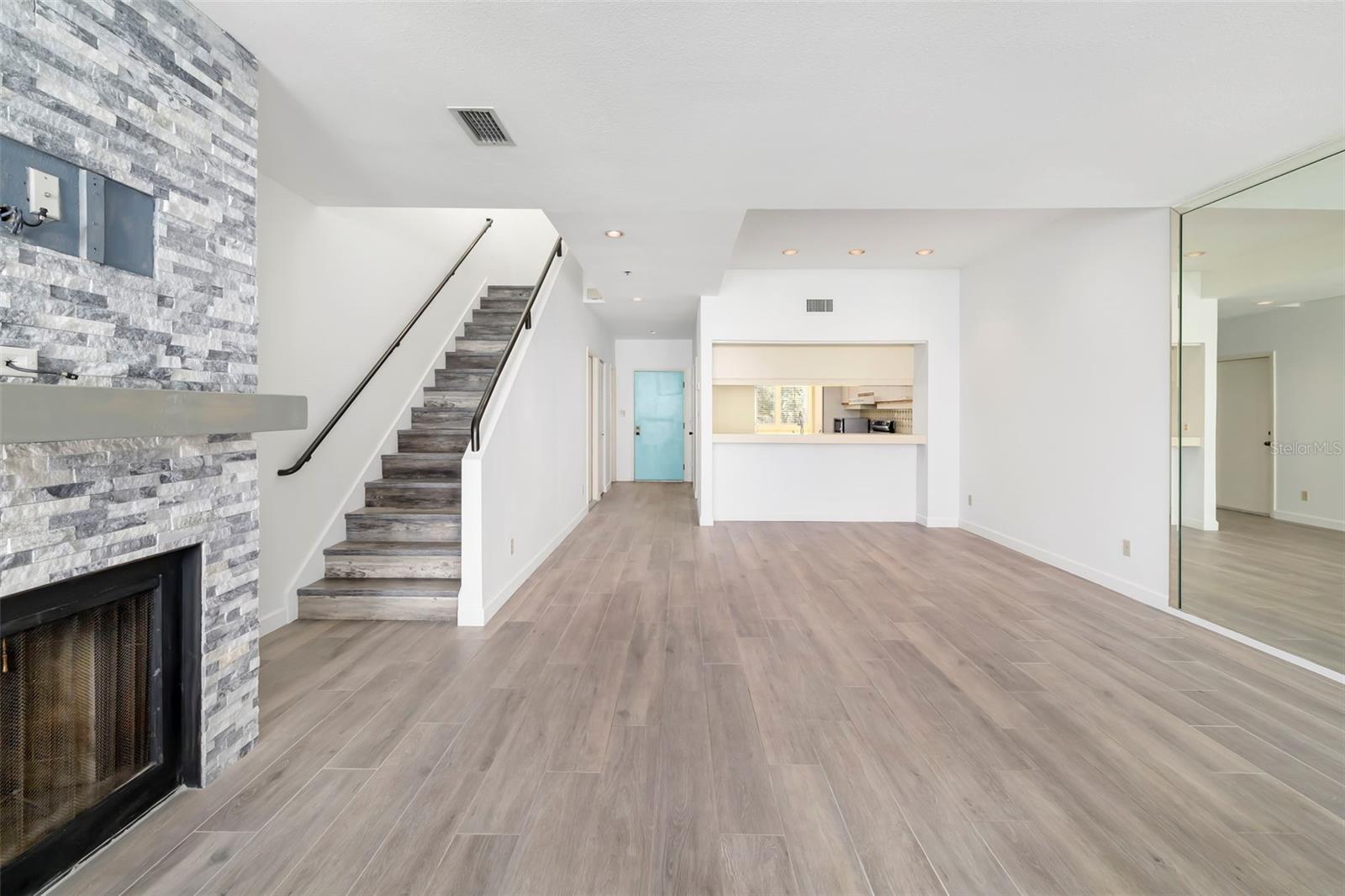 1920 HARBOURSIDE DR #1003 — photo 25