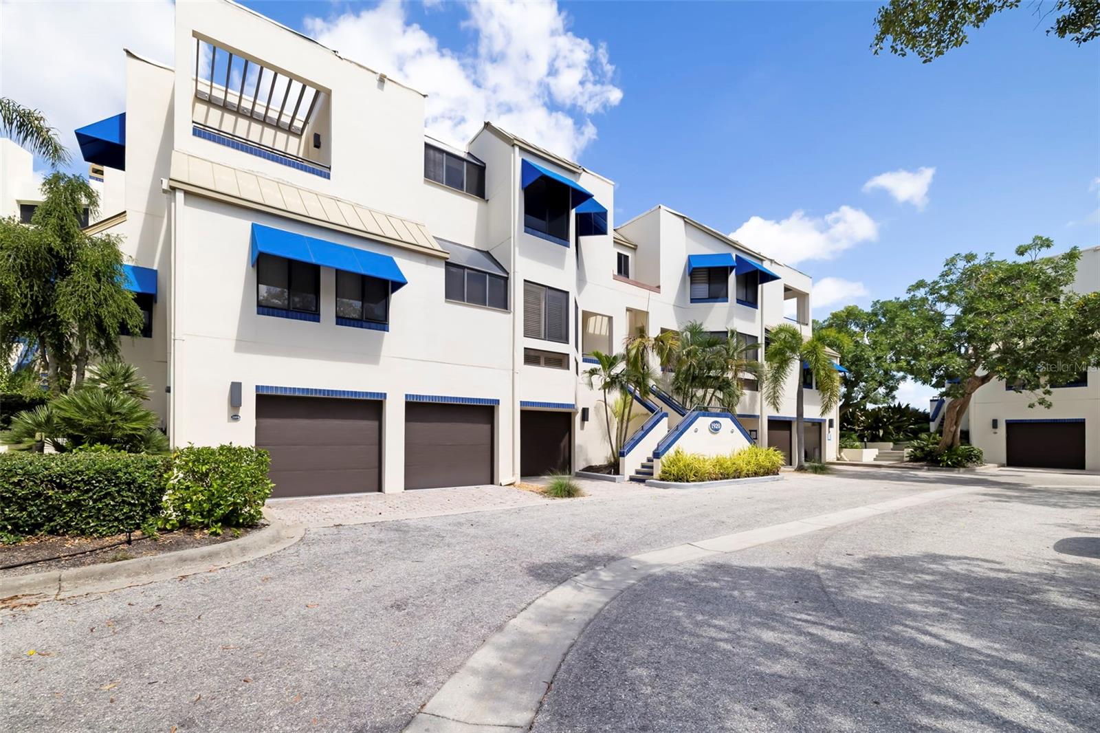 1920 HARBOURSIDE DR #1003 — photo 2