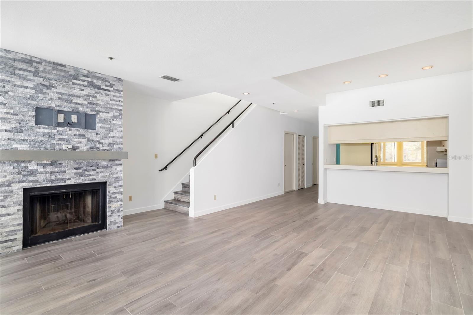 1920 HARBOURSIDE DR #1003 — photo 20