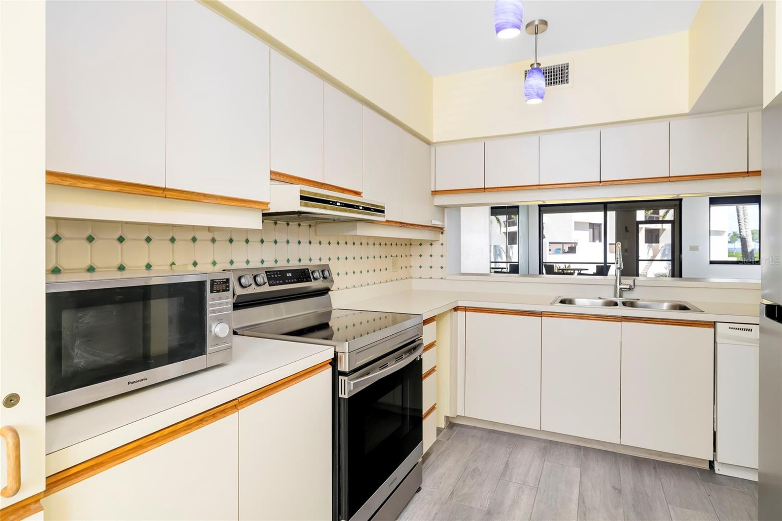 1920 HARBOURSIDE DR #1003 — photo 9