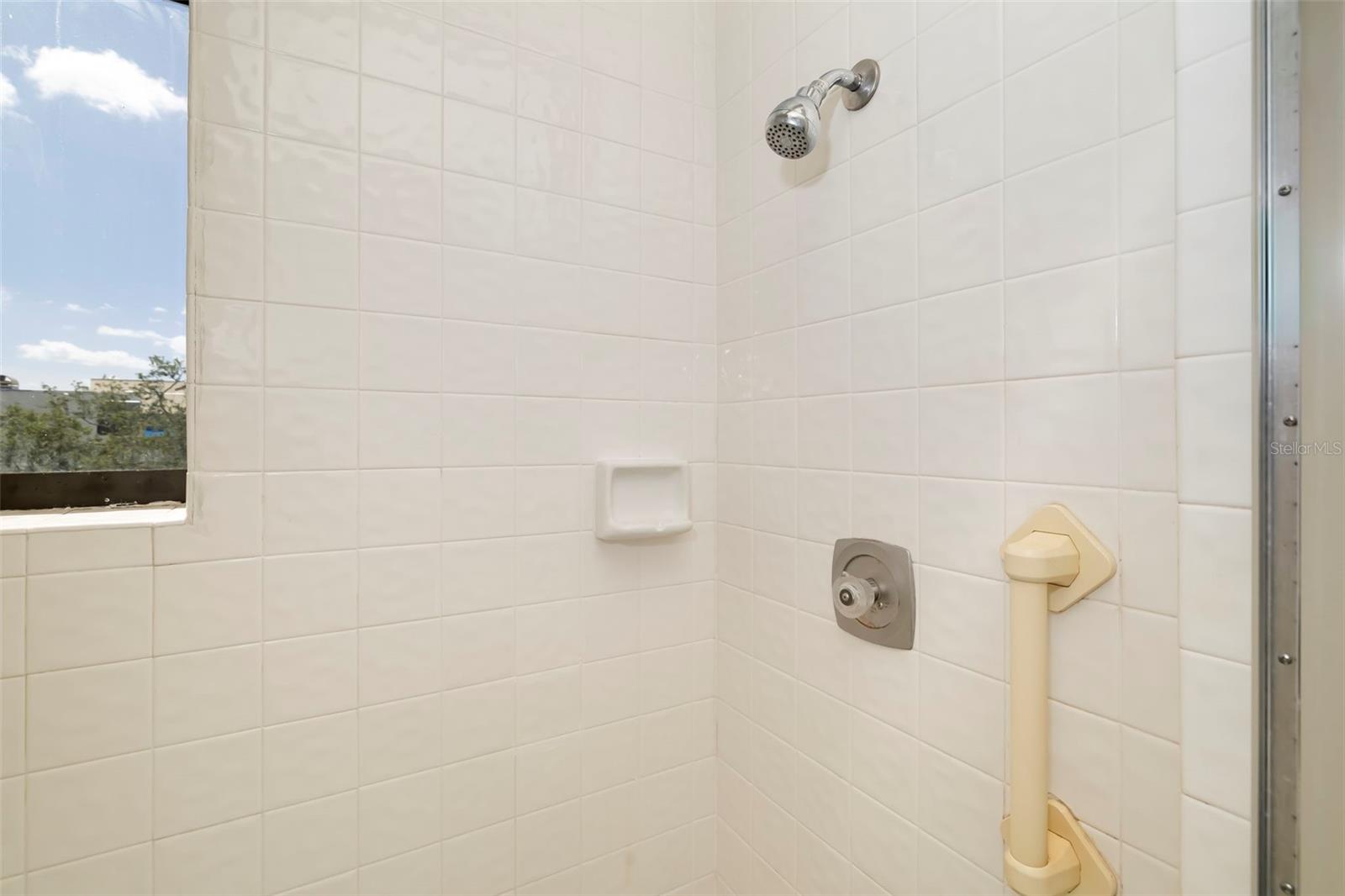 1920 HARBOURSIDE DR #1003 — photo 33