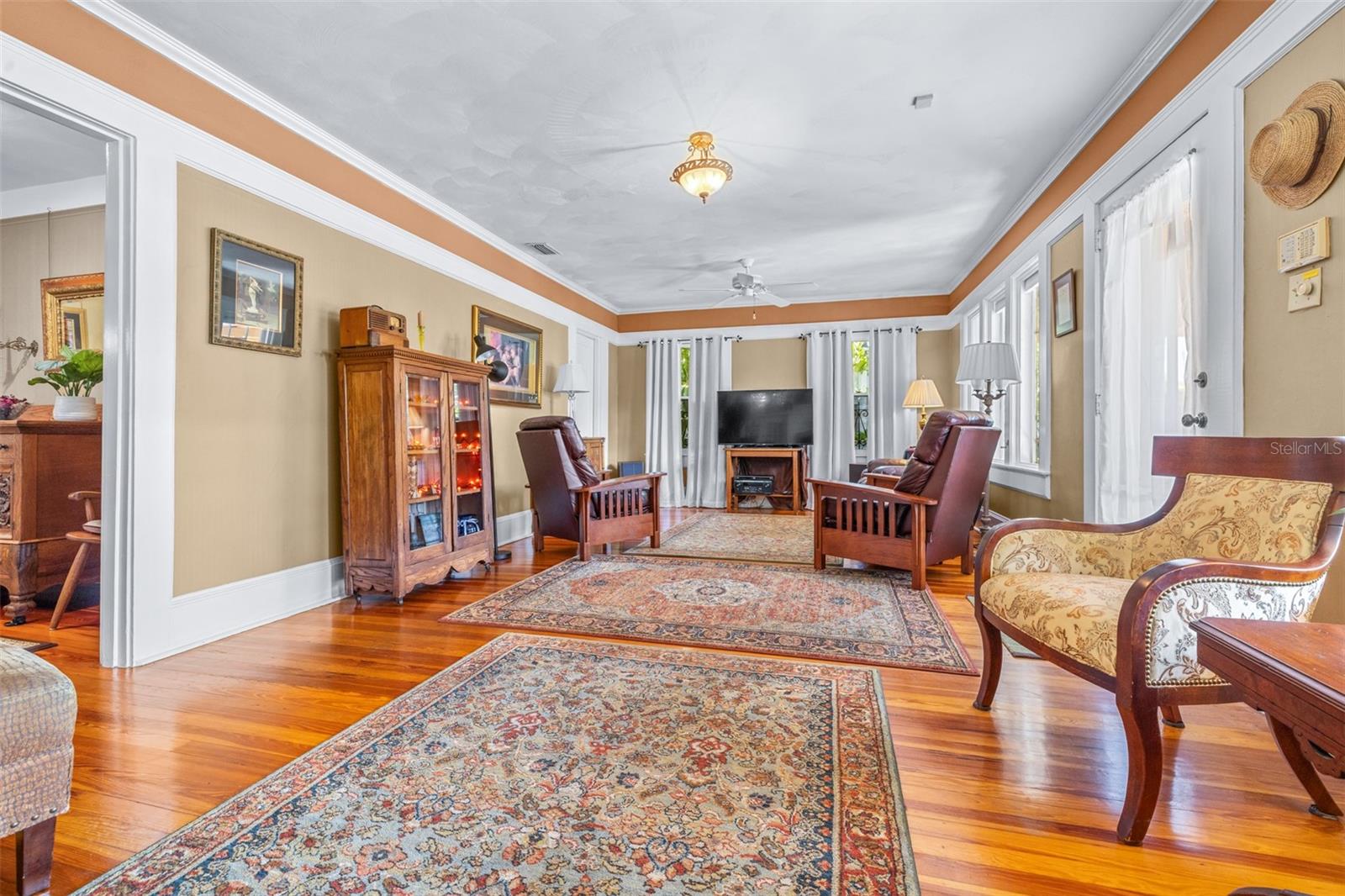 109 S WESTLAND AVE — photo 10
