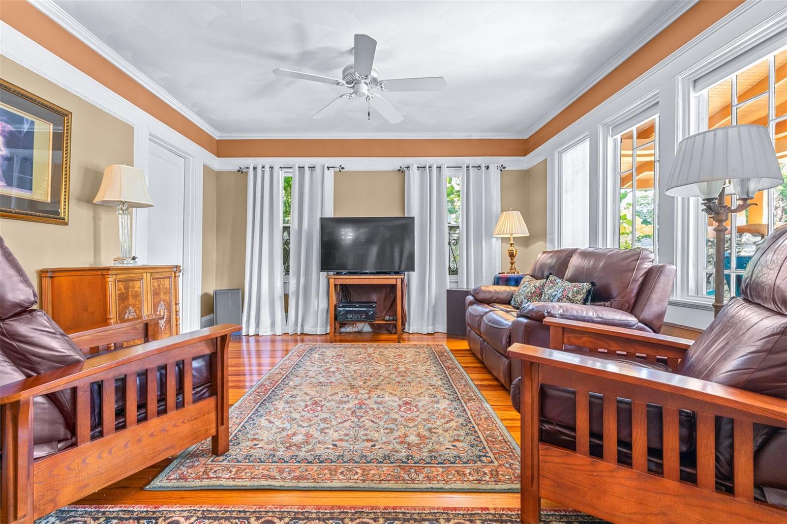 109 S WESTLAND AVE — photo 8