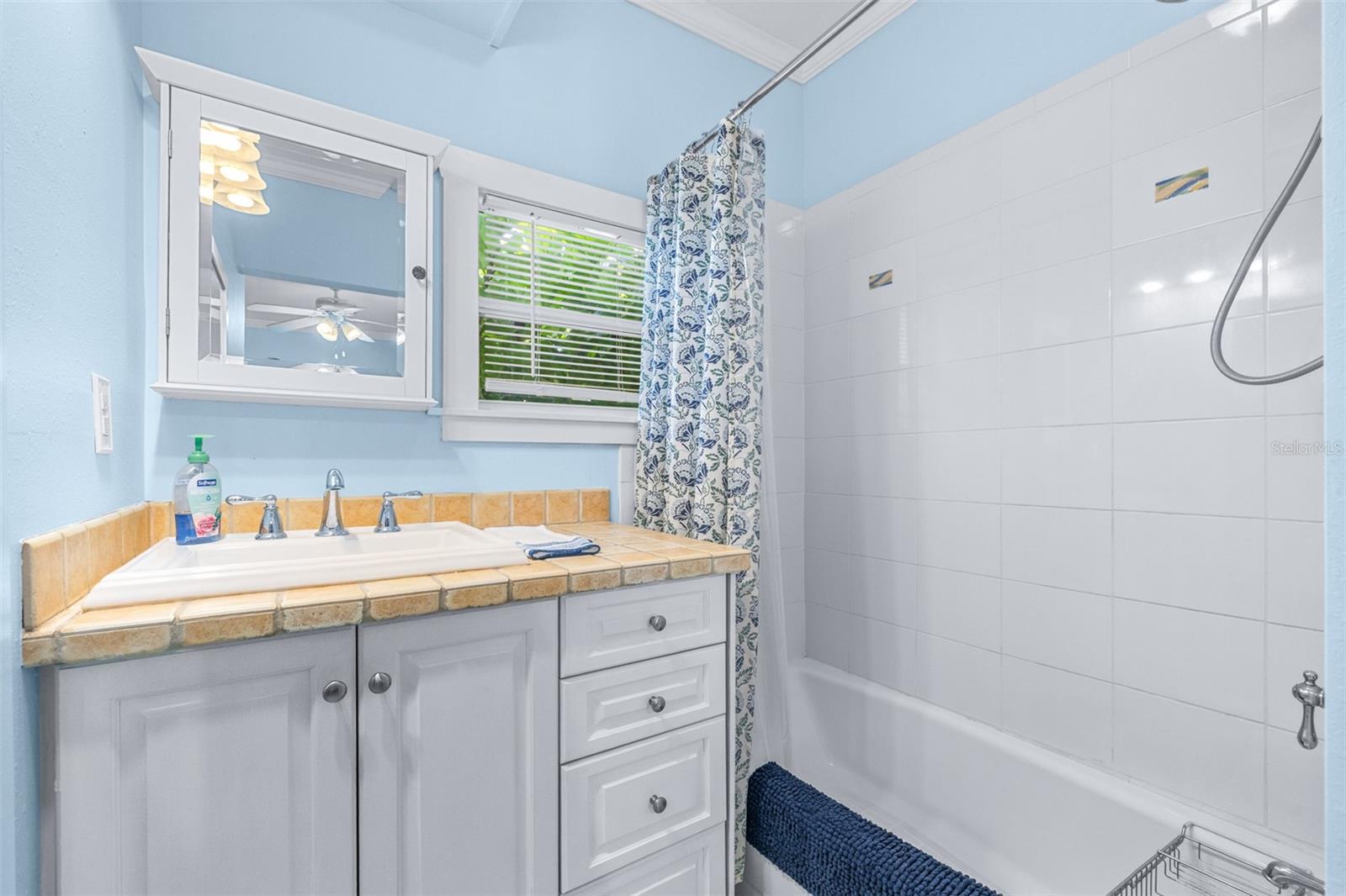 109 S WESTLAND AVE — photo 55