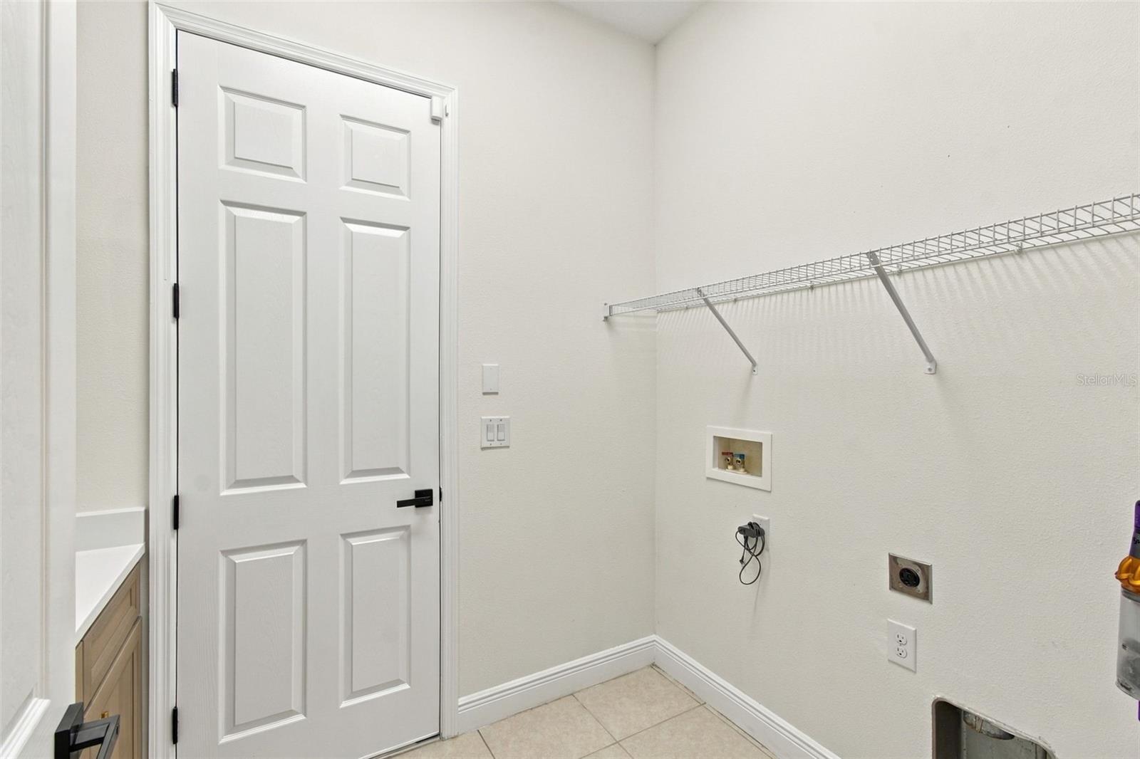 901 GRAND CRESTA AVE — photo 46