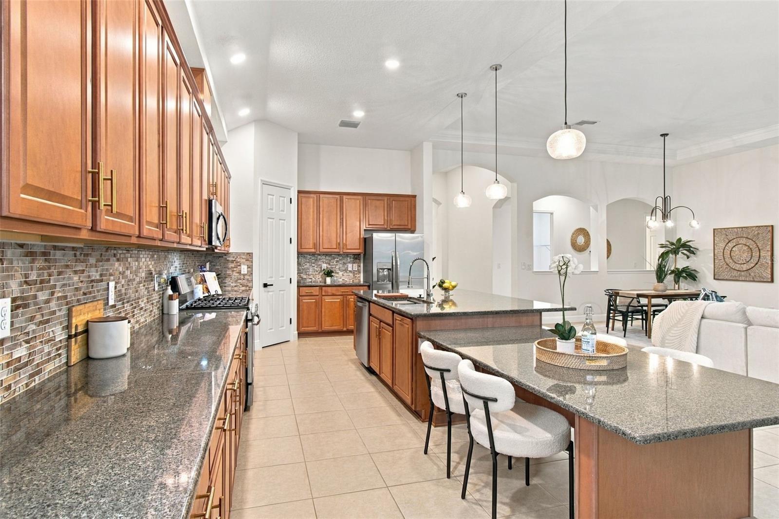 901 GRAND CRESTA AVE — photo 33