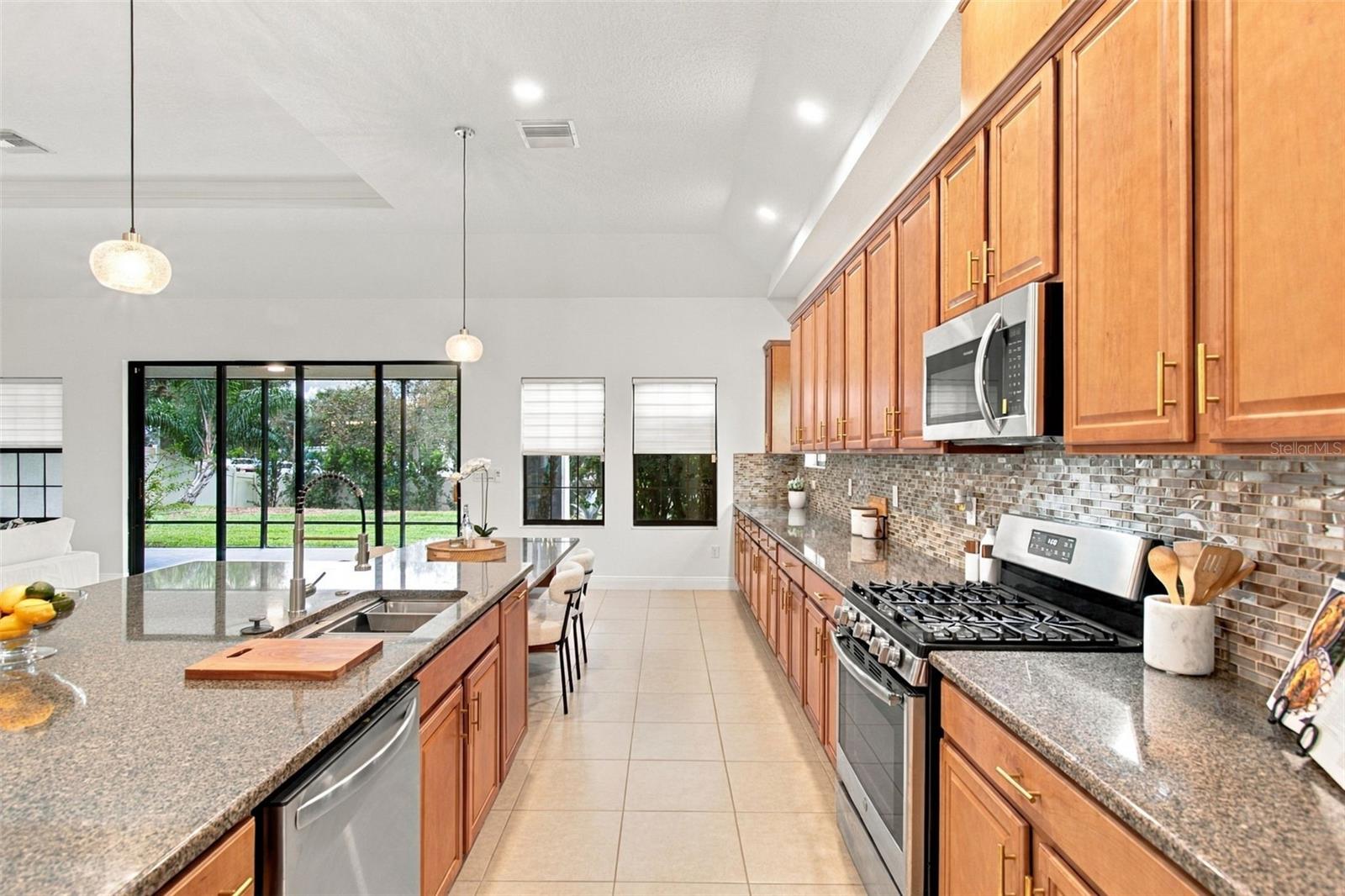 901 GRAND CRESTA AVE — photo 31