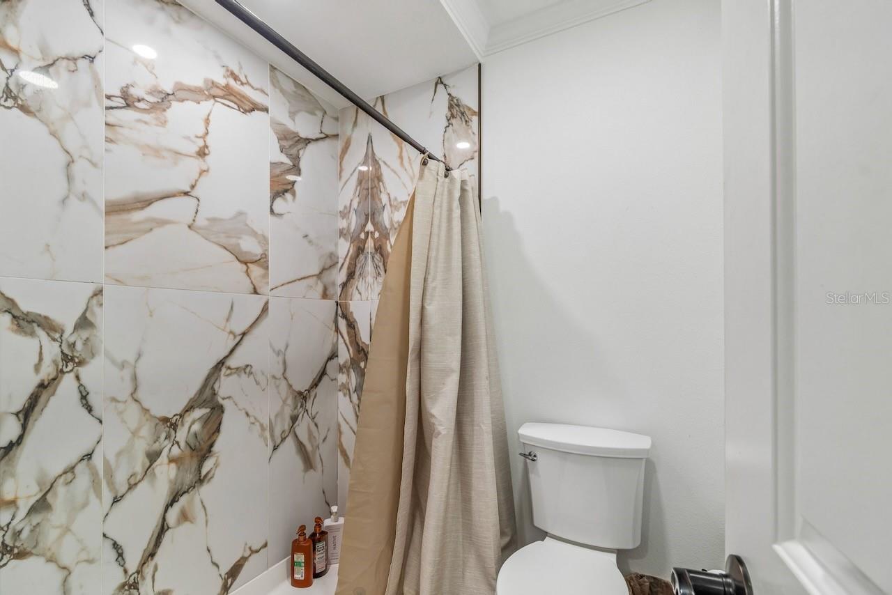 16218 FRINGE TREE DR — photo 28