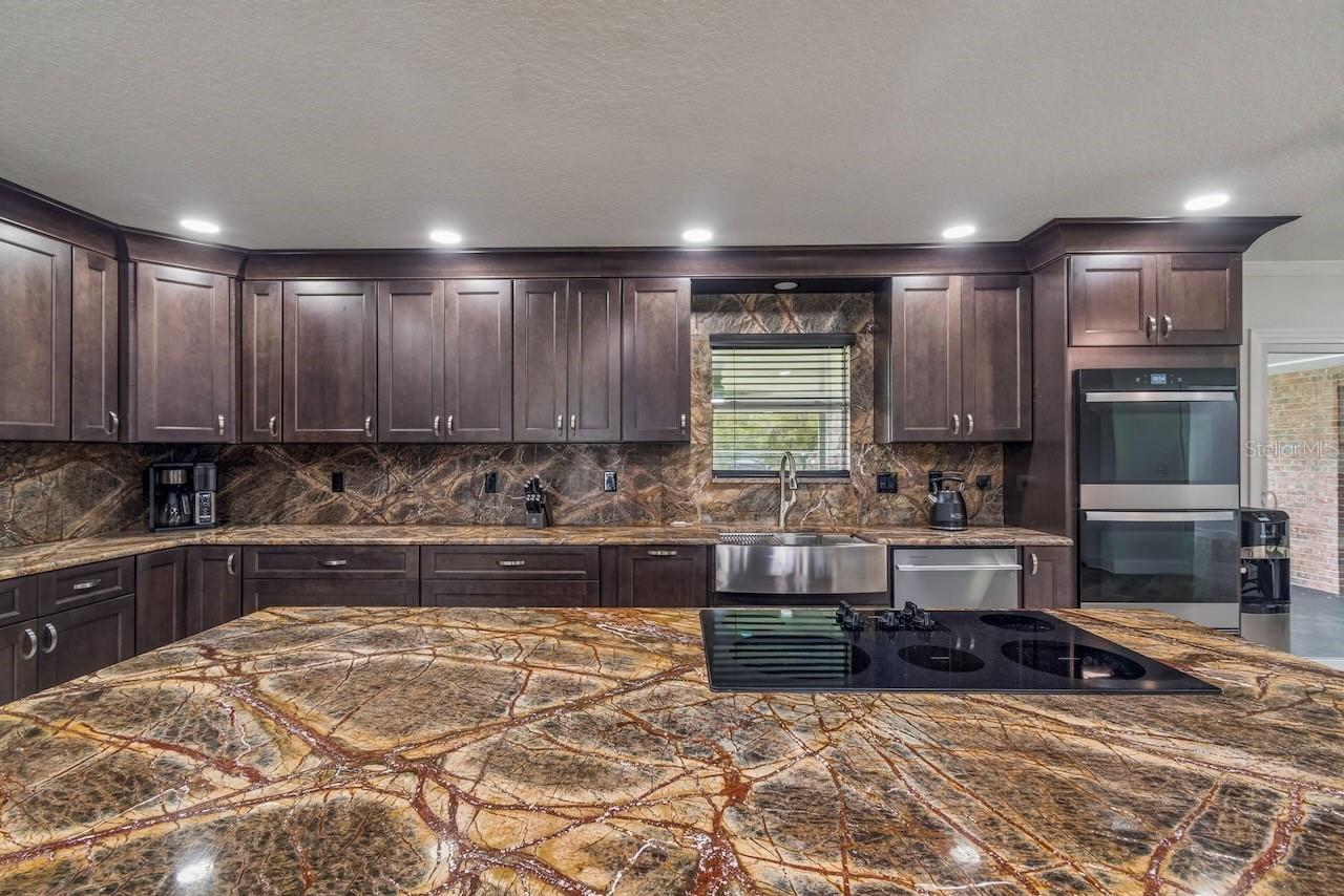 16218 FRINGE TREE DR — photo 12