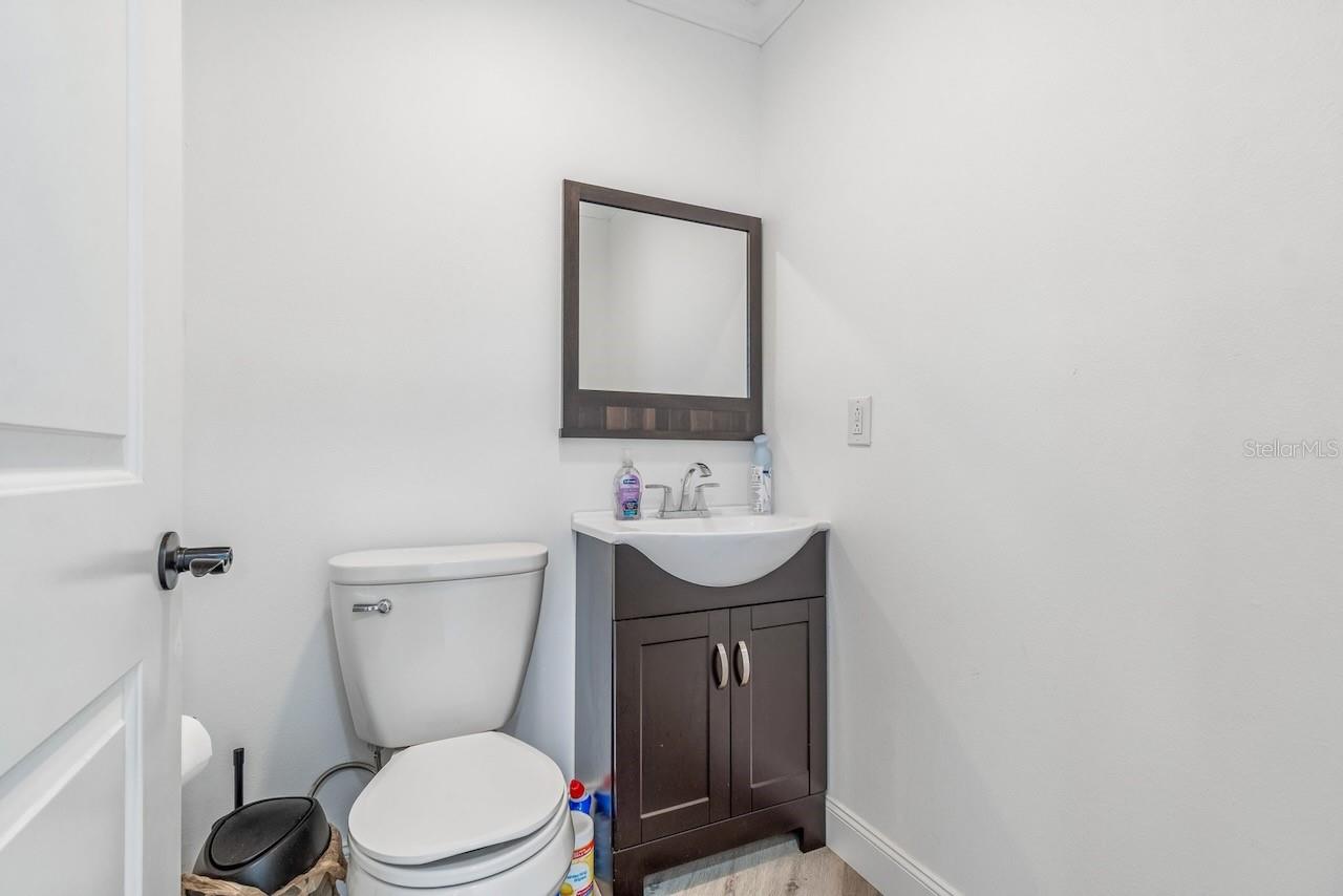 16218 FRINGE TREE DR — photo 30