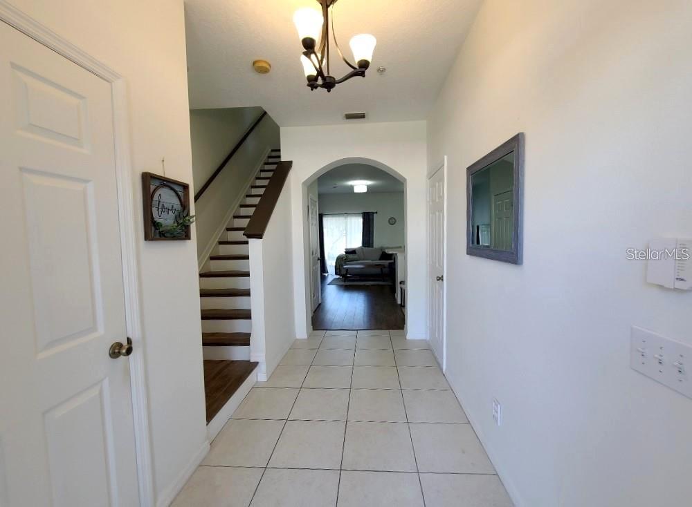 3936 YELLOWSTONE CIR — photo 5