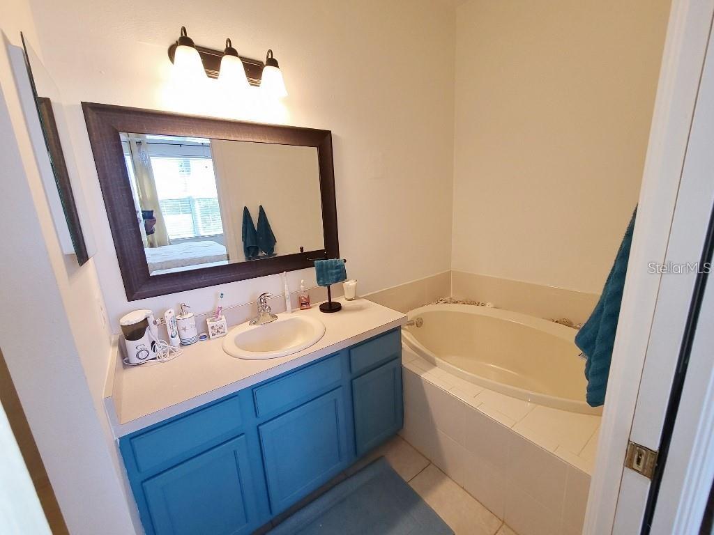 3936 YELLOWSTONE CIR — photo 22
