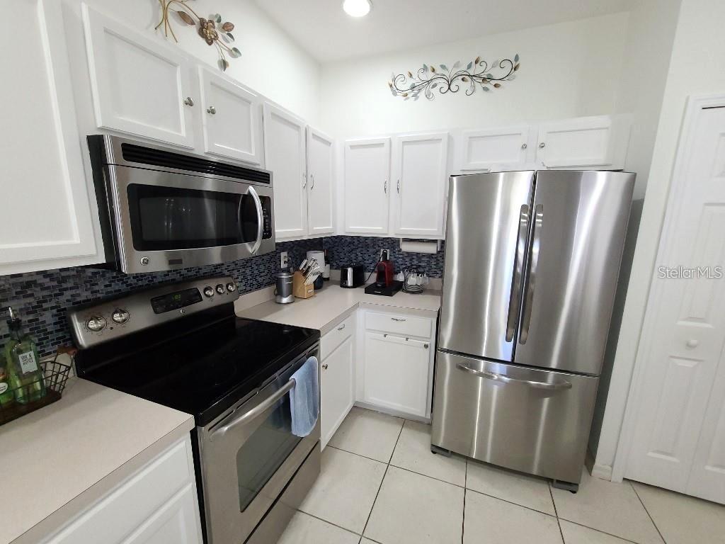 3936 YELLOWSTONE CIR — photo 11
