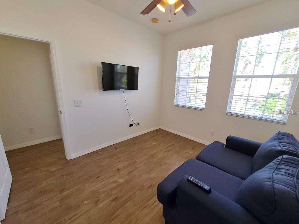3936 YELLOWSTONE CIR — photo 31