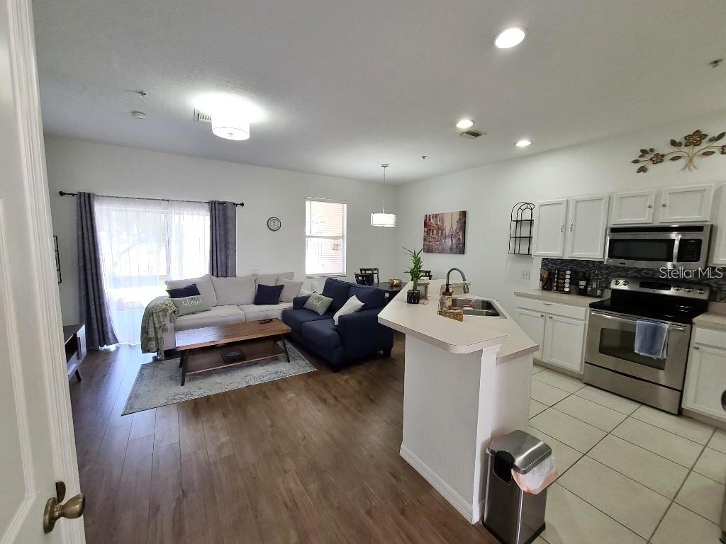 3936 YELLOWSTONE CIR — photo 6