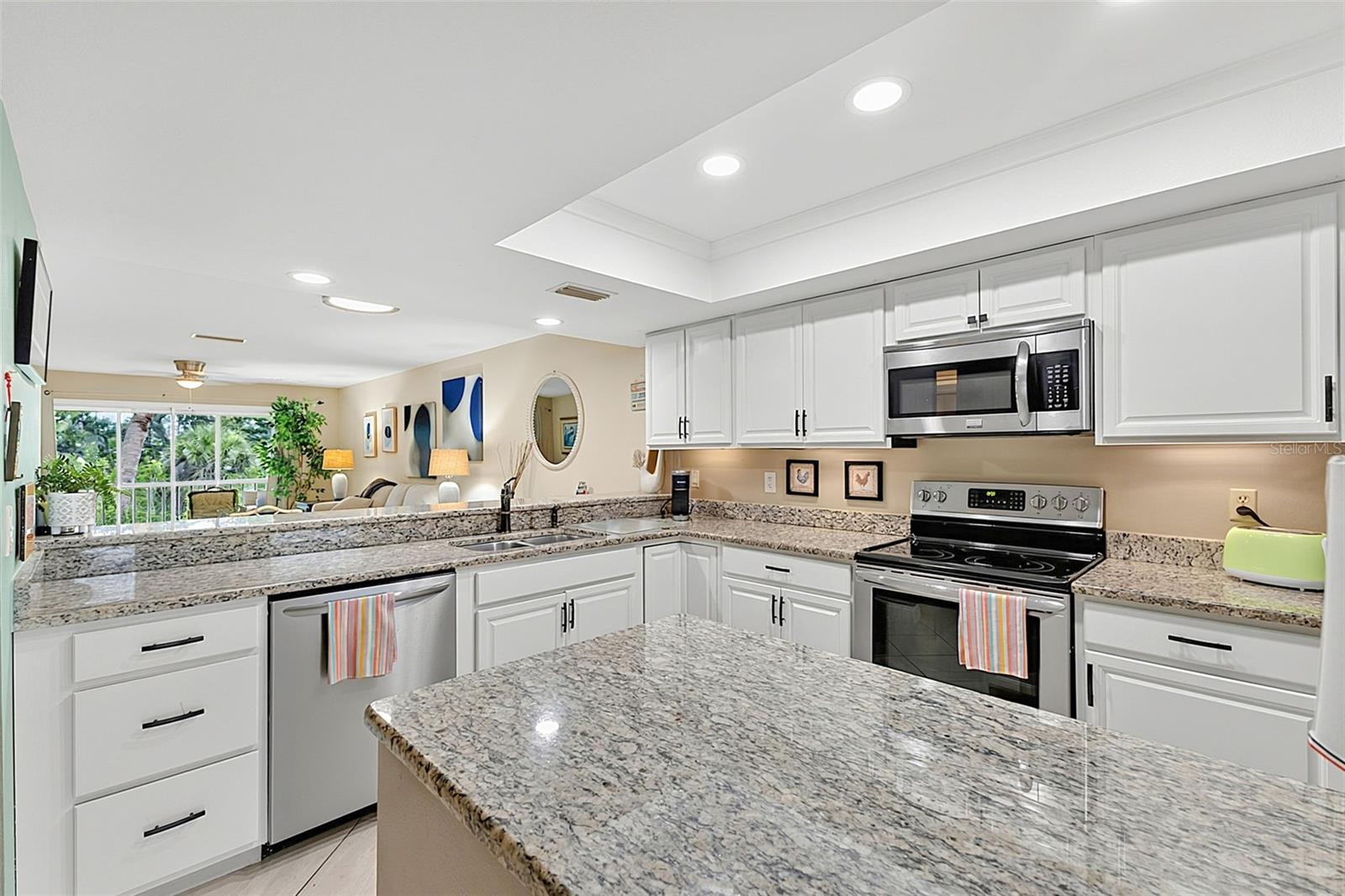 7143 WOOD CREEK DR #203 — photo 8