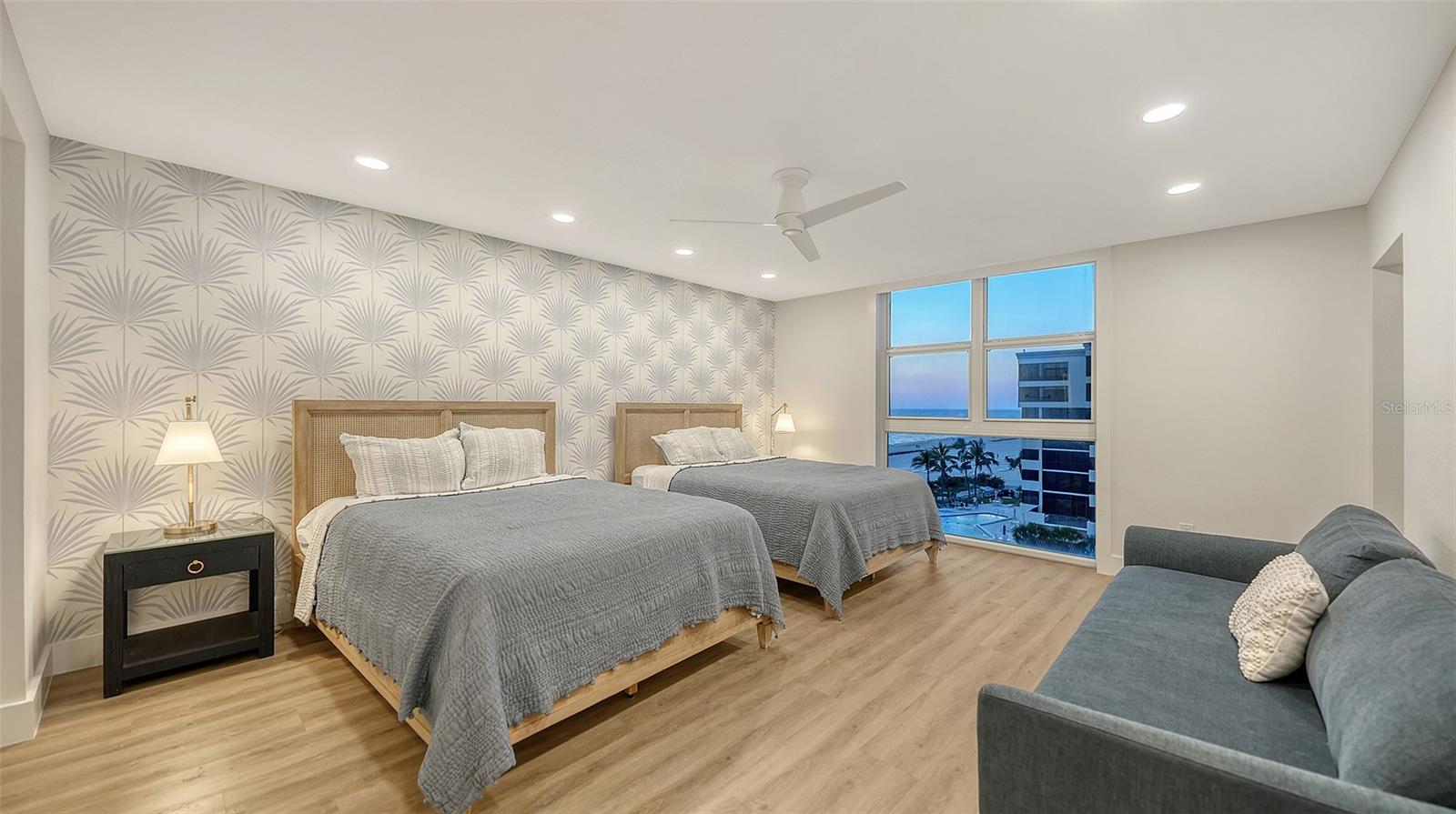 1212 BENJAMIN FRANKLIN DR #604 — photo 19