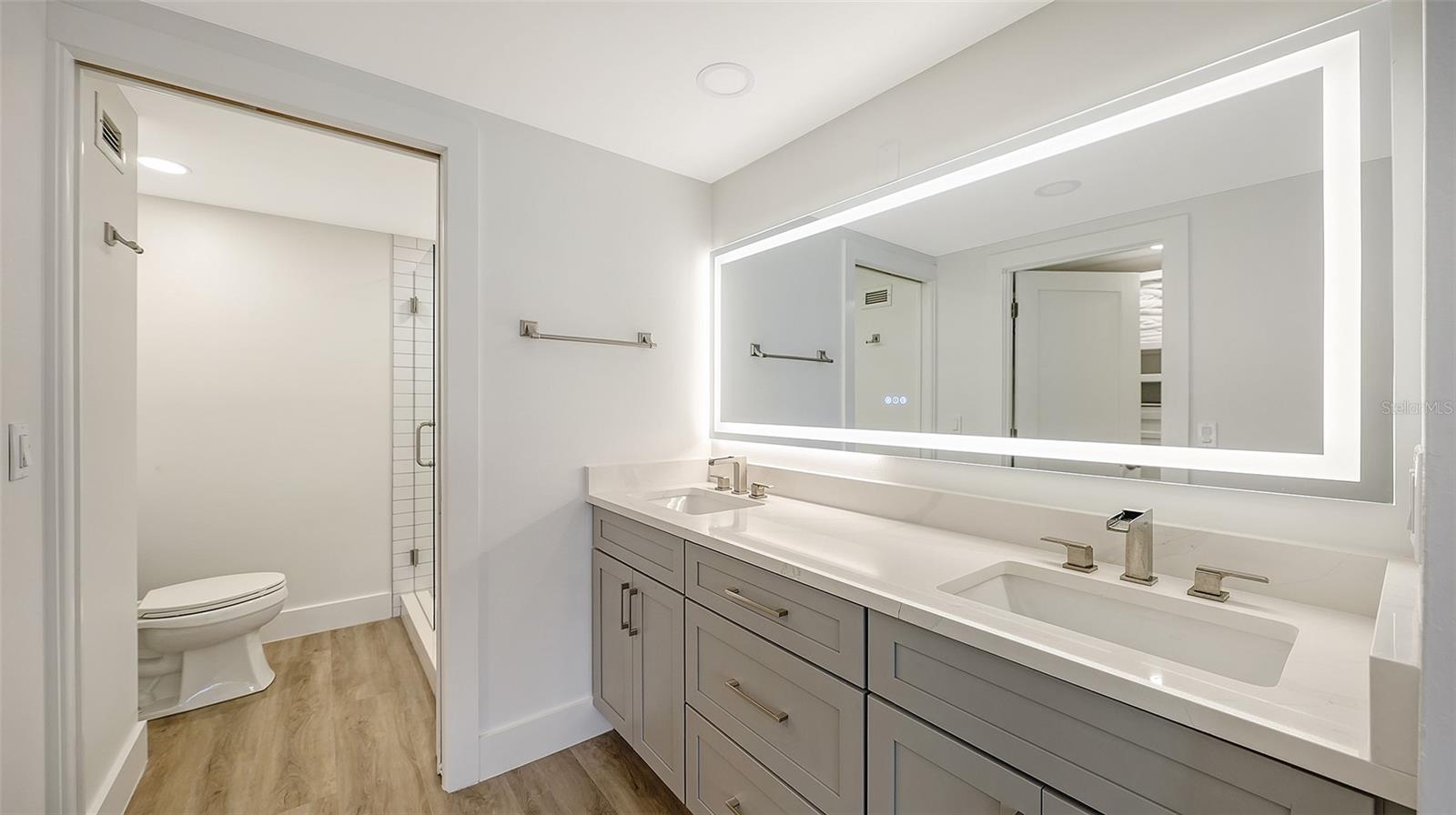 1212 BENJAMIN FRANKLIN DR #604 — photo 20