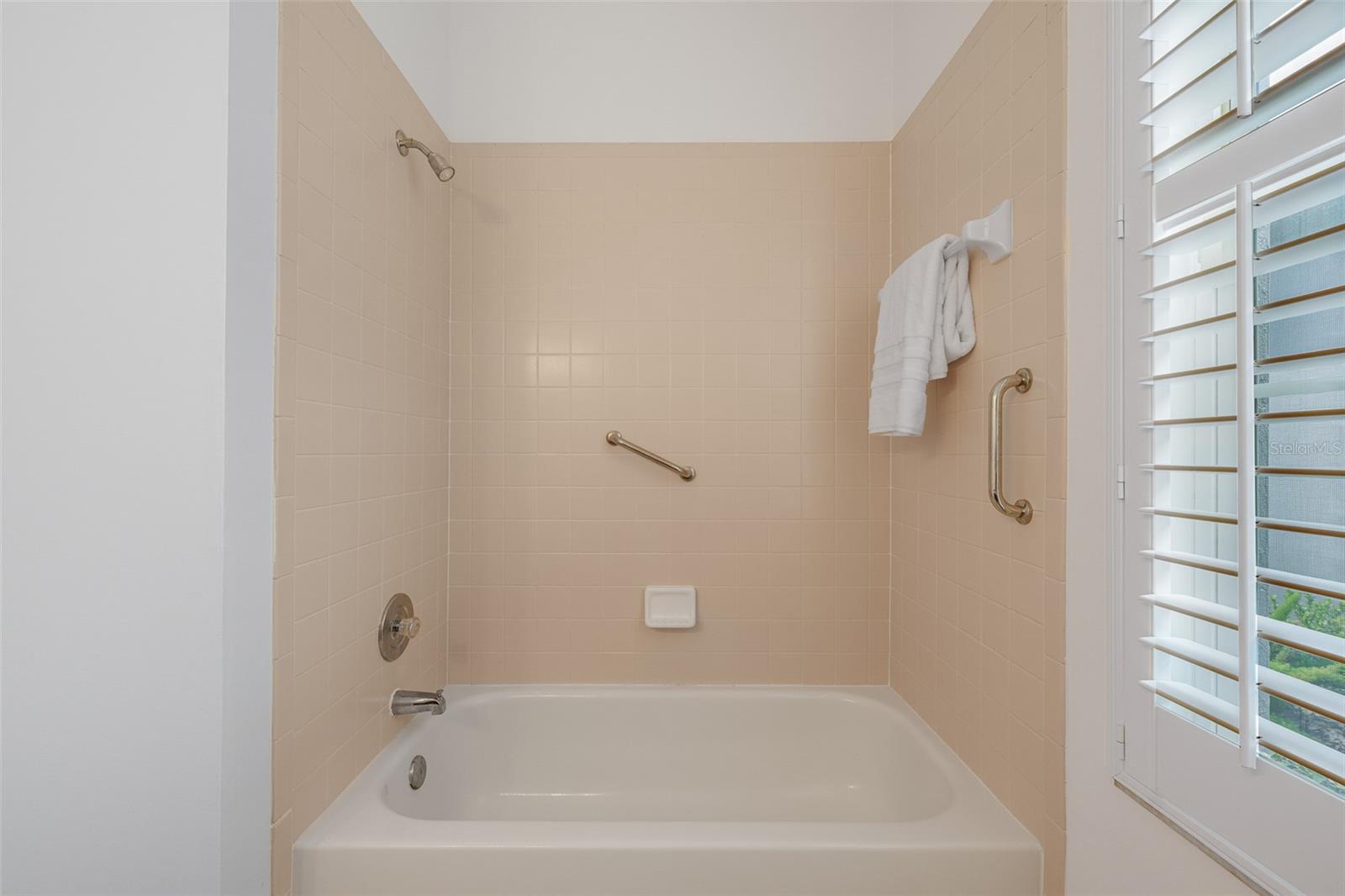 3559 SYLVAN EDGE DR — photo 25