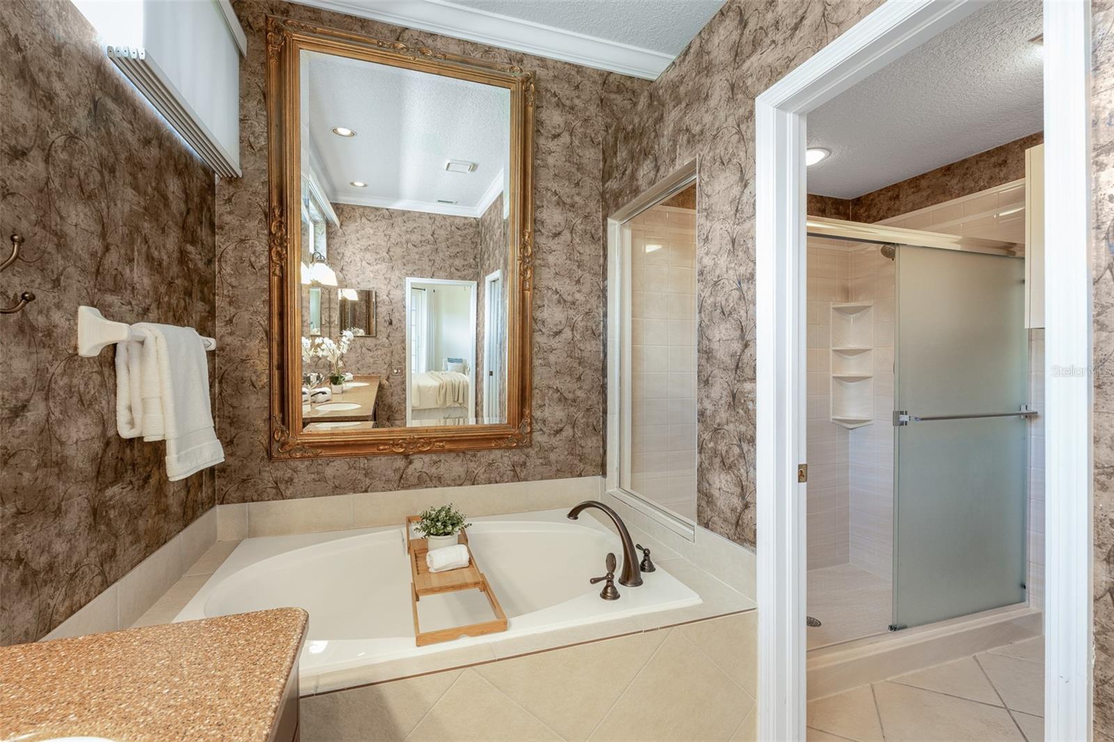 3559 SYLVAN EDGE DR — photo 24