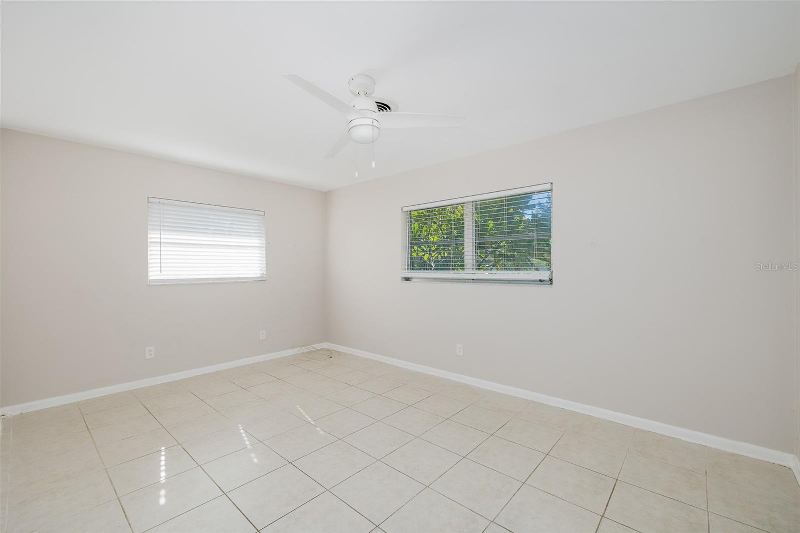 1606 FRUITWOOD DR — photo 34