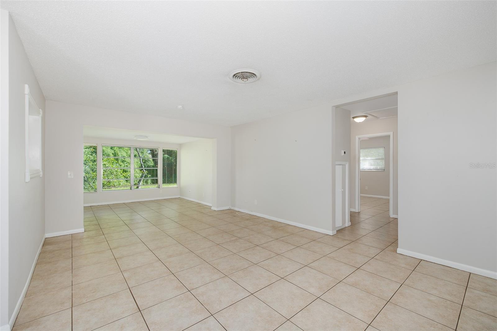 1606 FRUITWOOD DR — photo 27