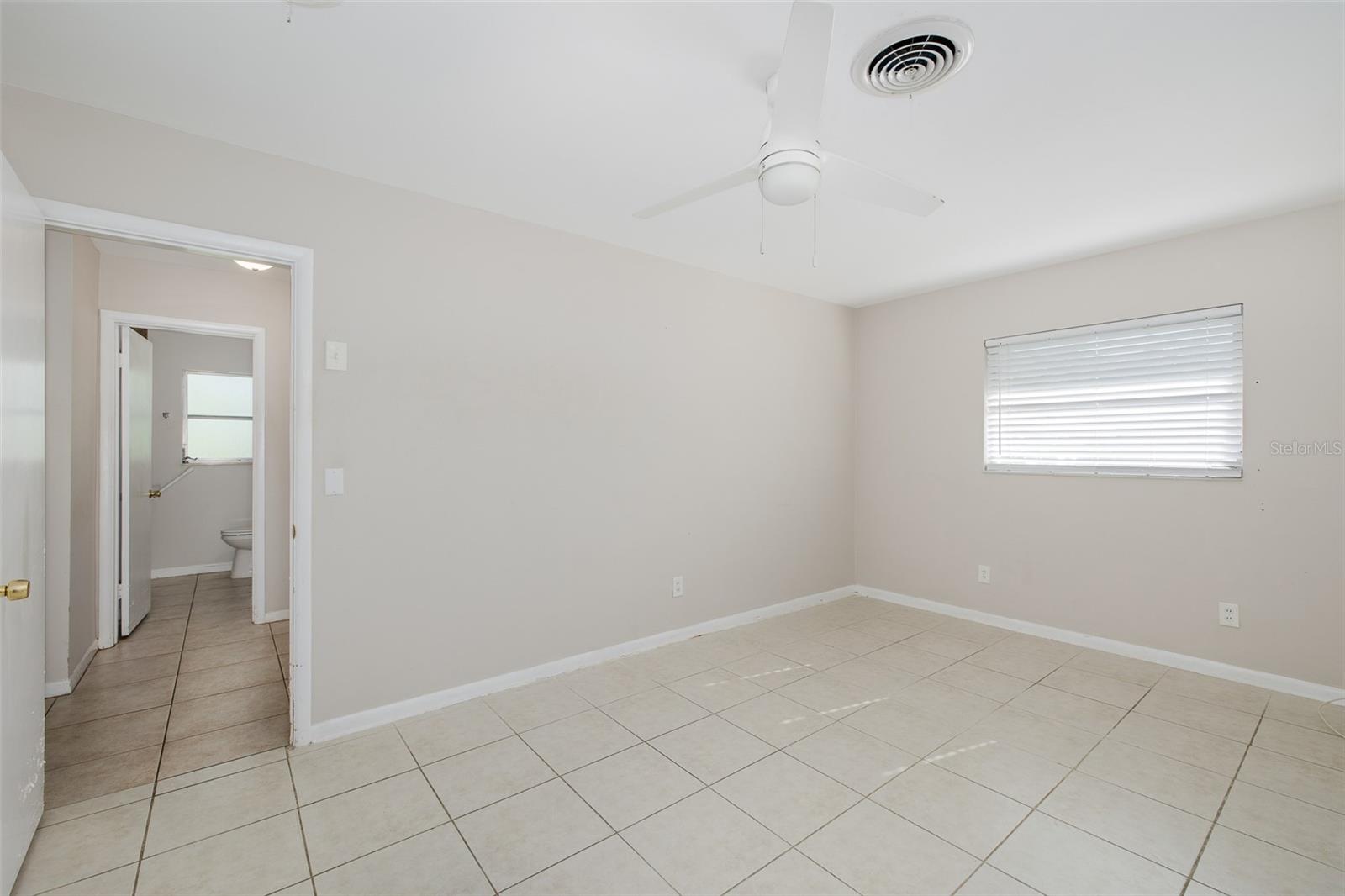 1606 FRUITWOOD DR — photo 35