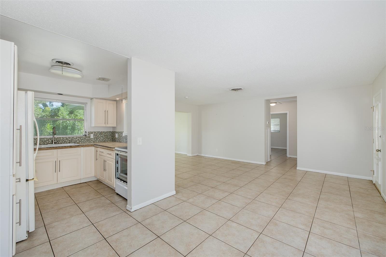 1606 FRUITWOOD DR — photo 22