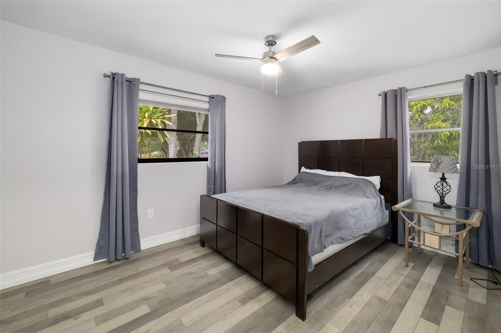 615 S SHADE AVE — photo 22
