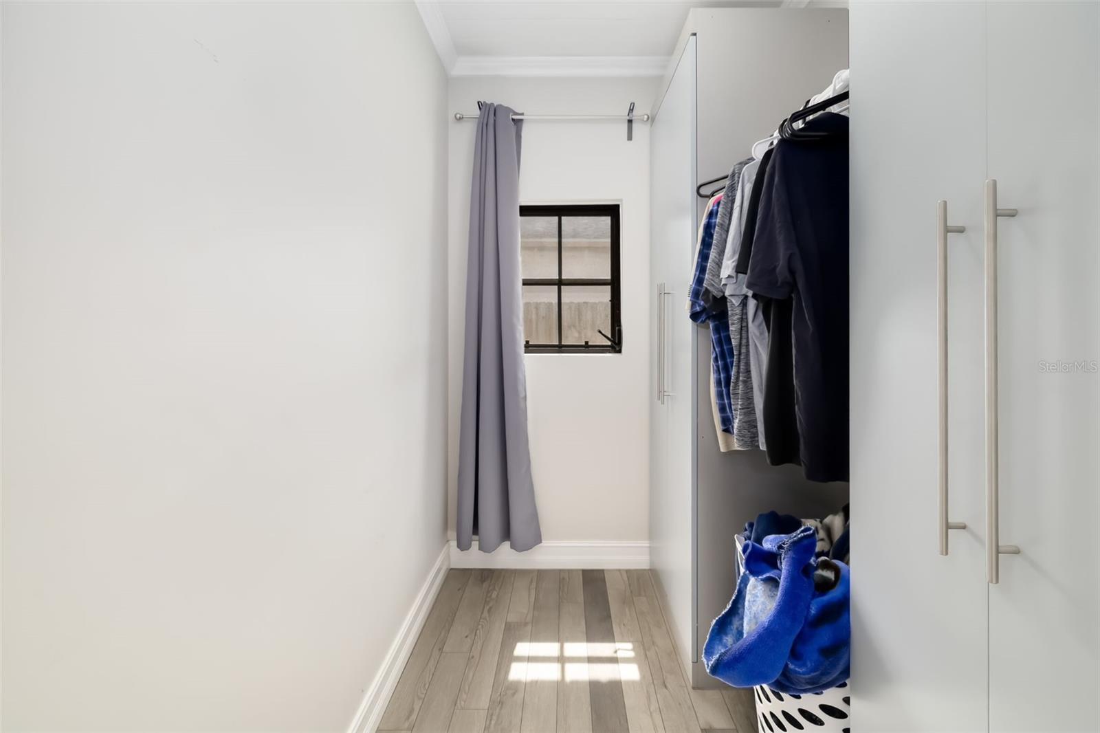 615 S SHADE AVE — photo 18