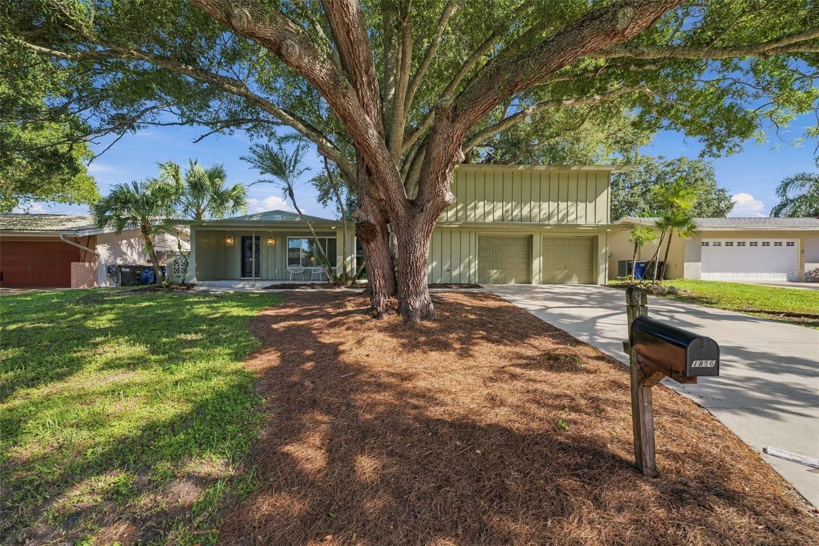 1856 FRANCIS DR — photo 28