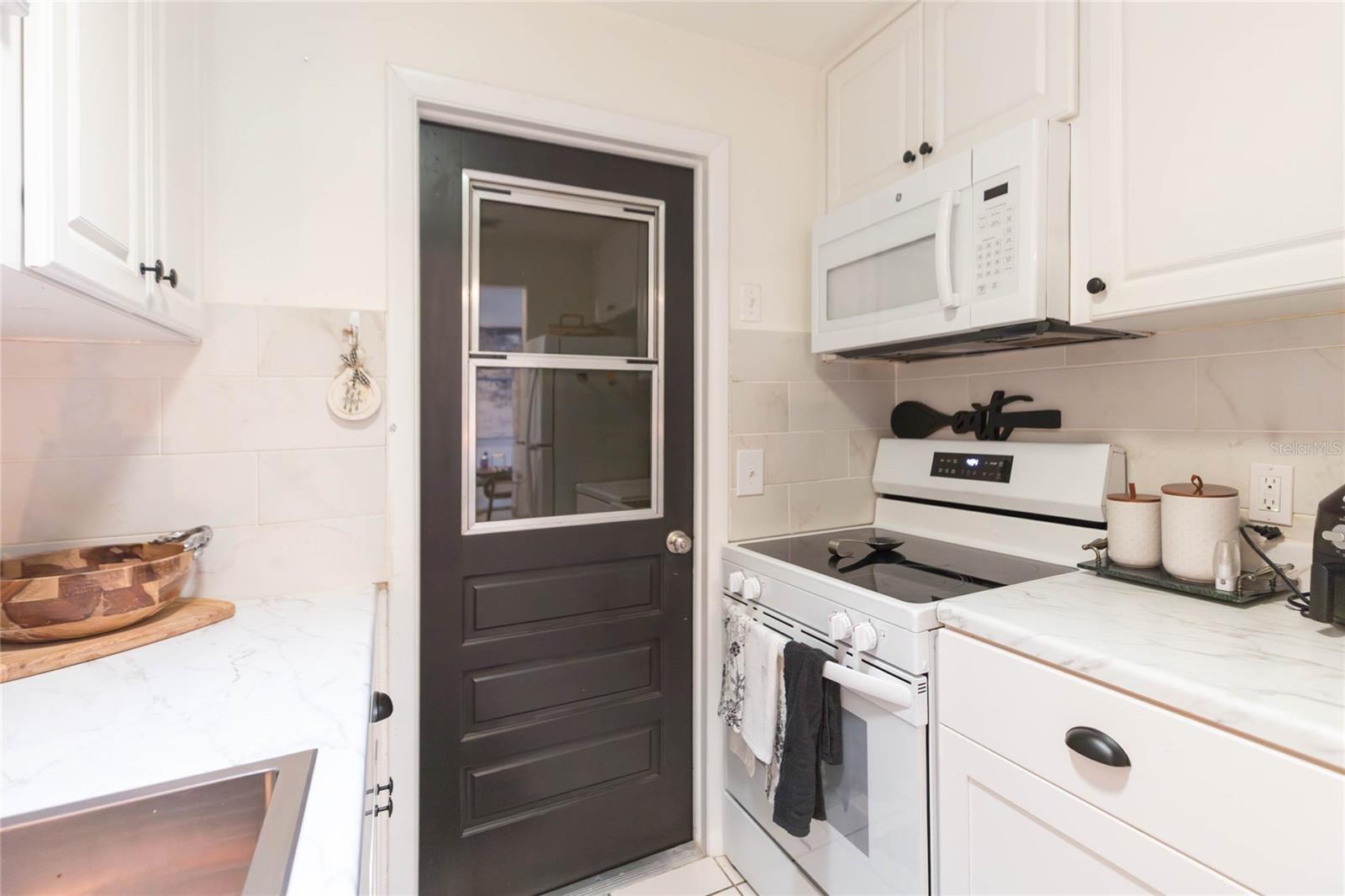 4914 HAZNER ST — photo 11