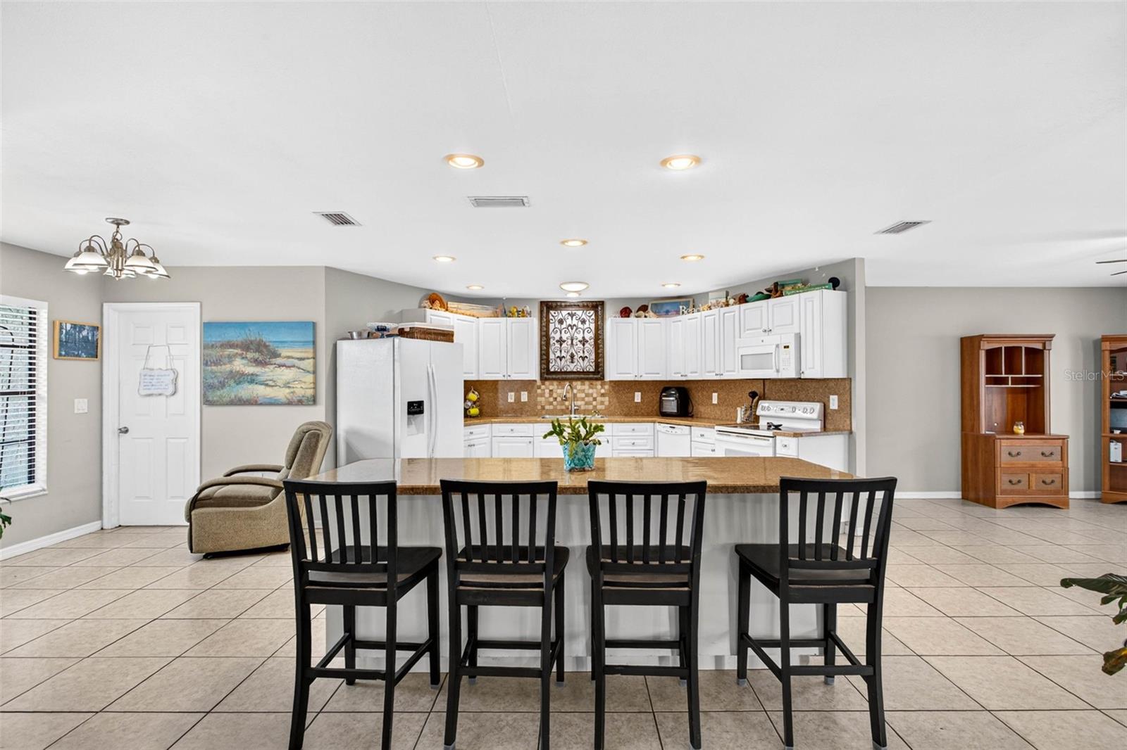 8841 ANDROS LN — photo 4
