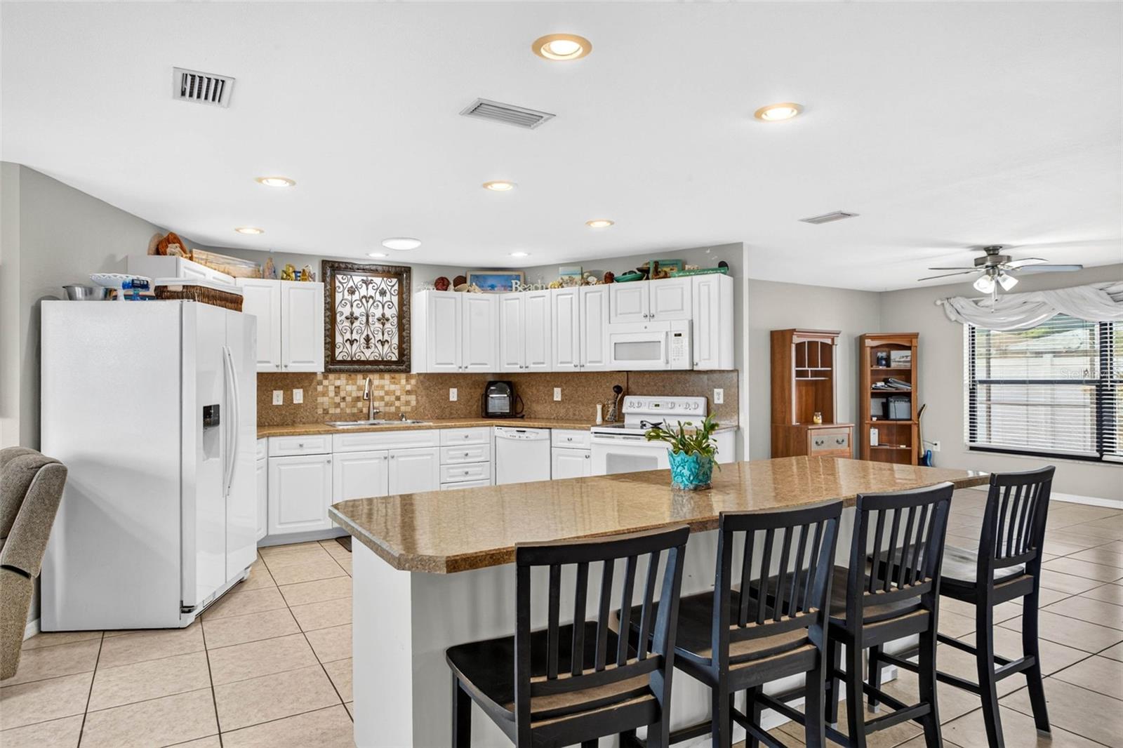 8841 ANDROS LN — photo 5