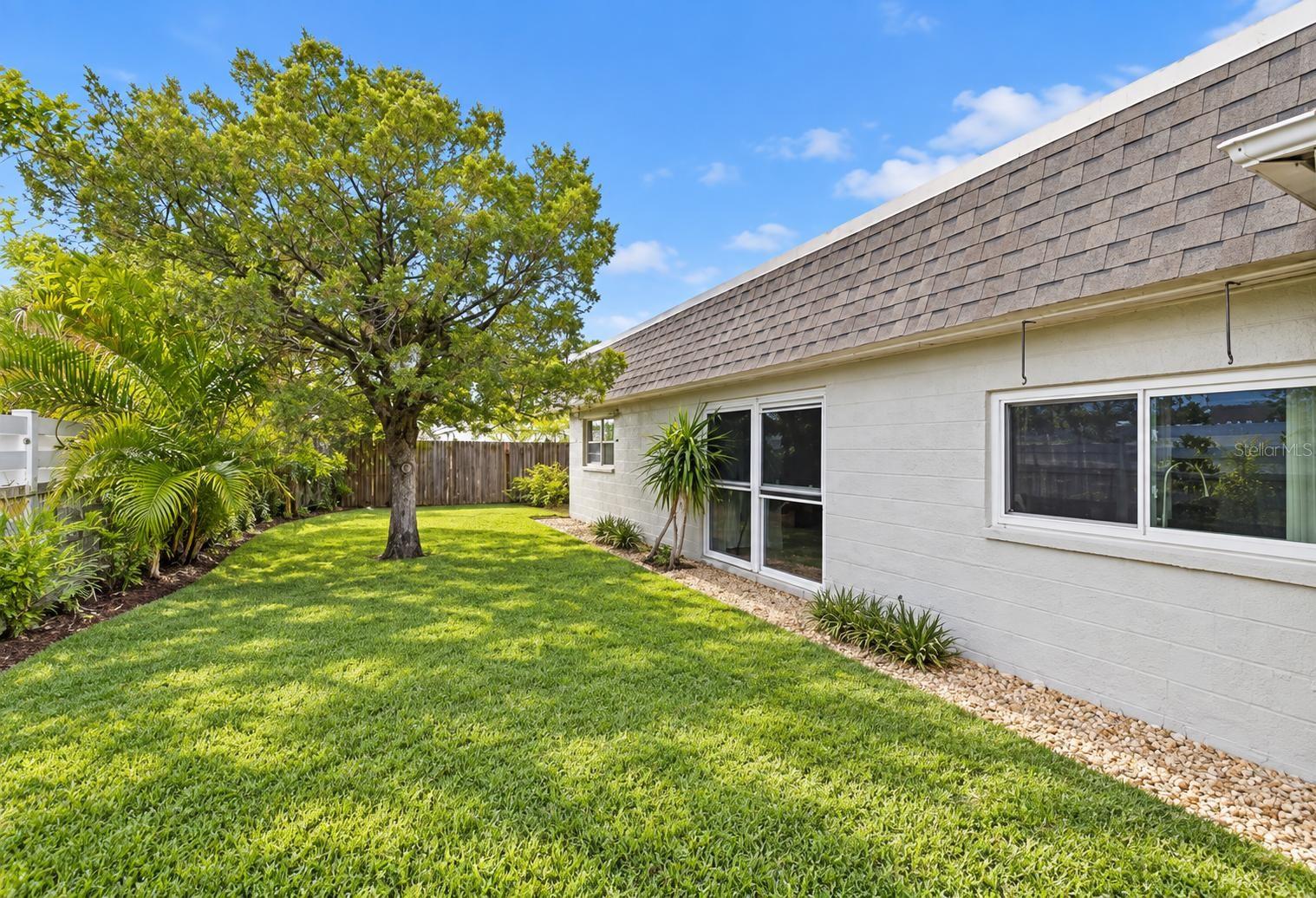 4018 CASHMERE DR — photo 26