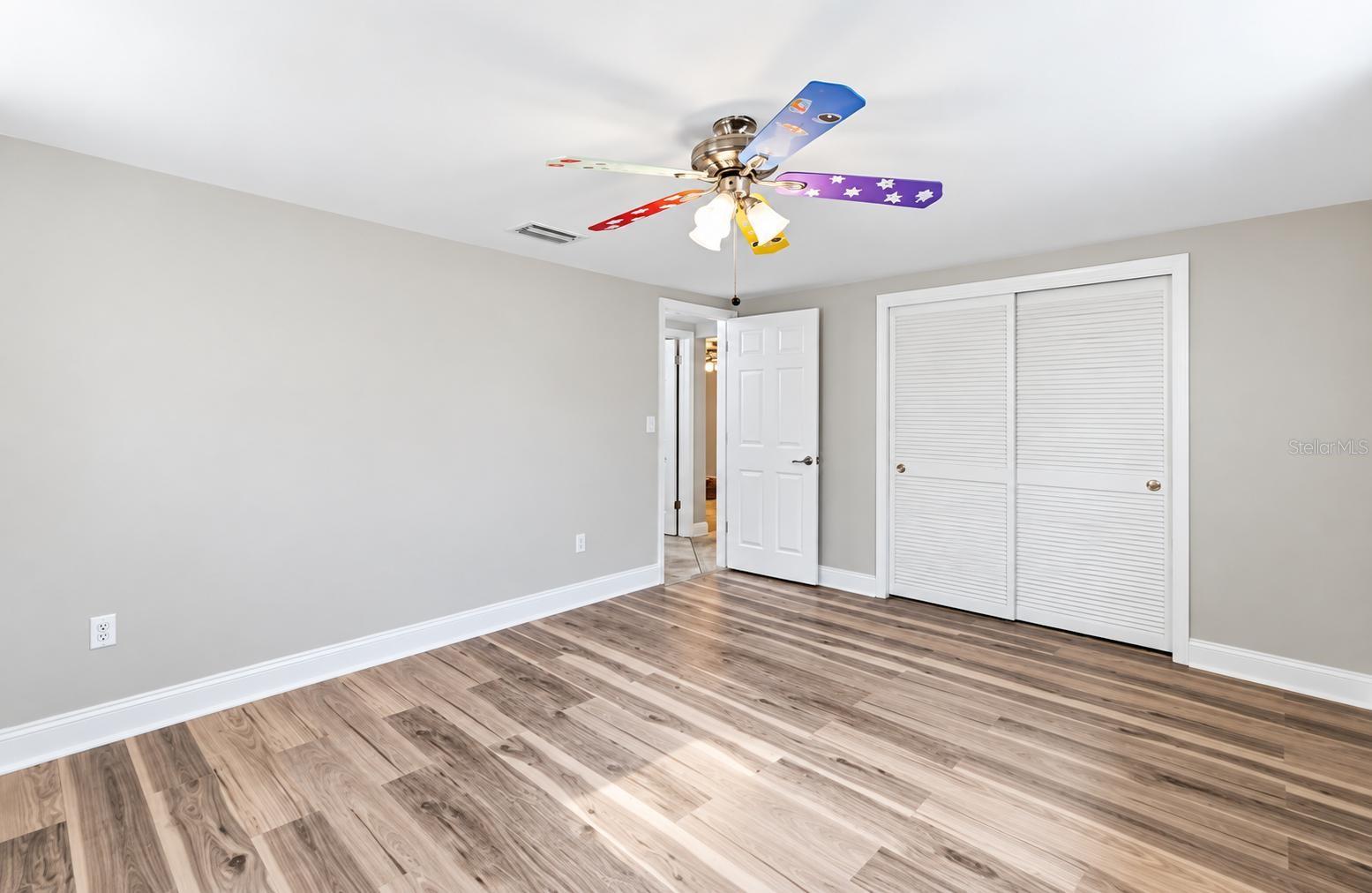 4018 CASHMERE DR — photo 13