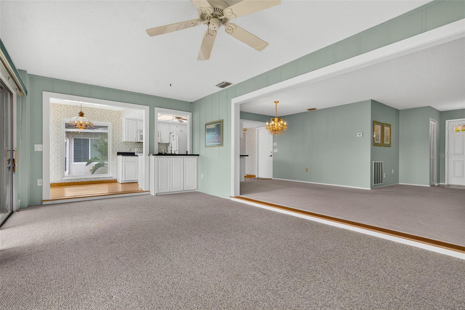 10707 FALLEN LEAF LN — photo 11
