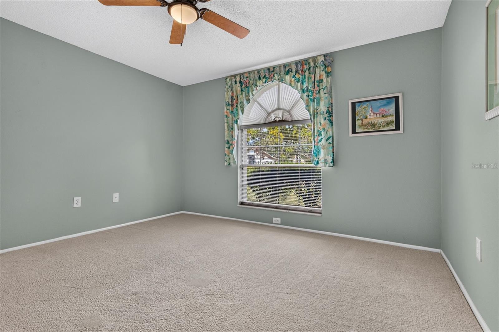 10707 FALLEN LEAF LN — photo 39