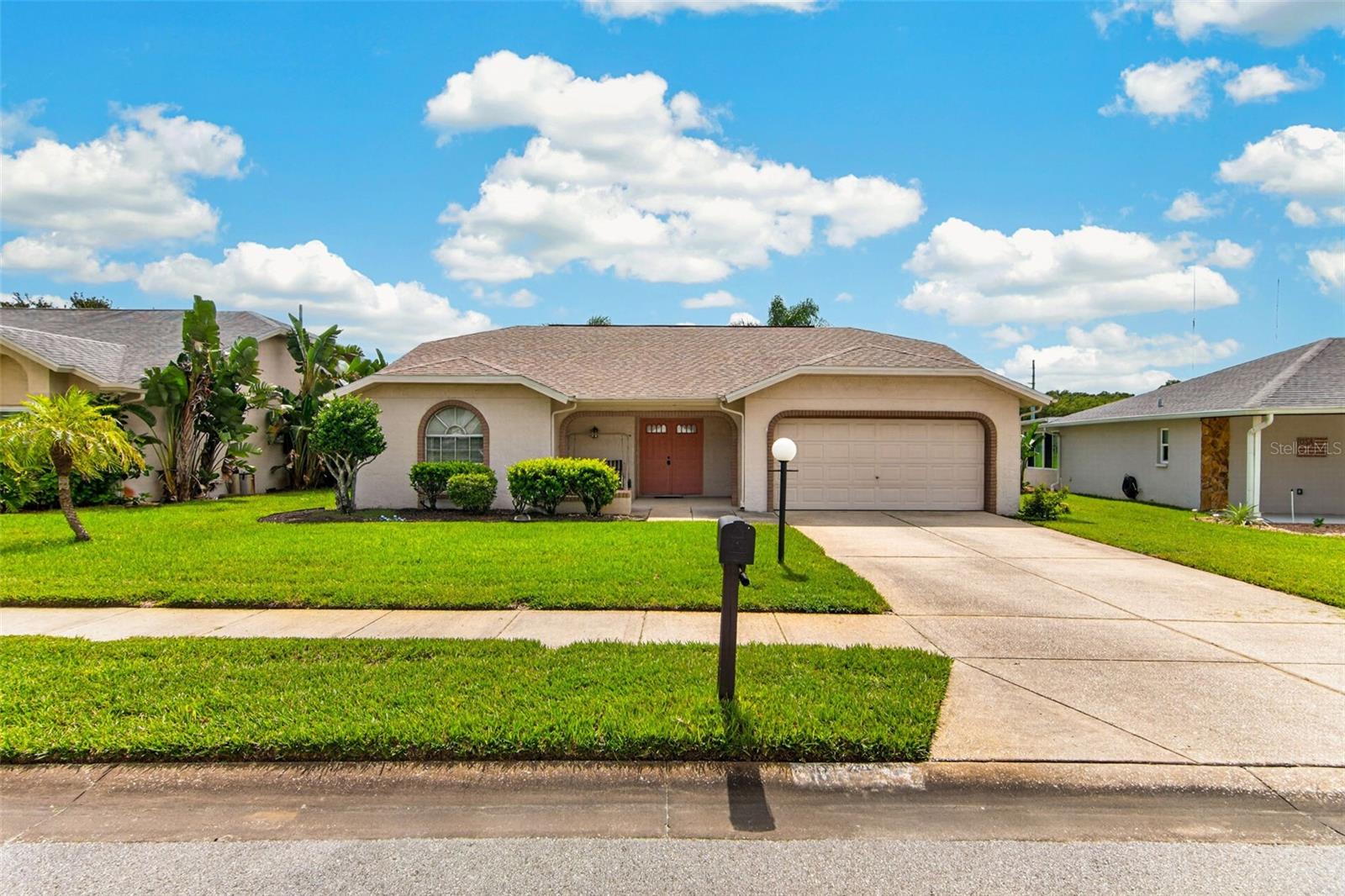 10707 FALLEN LEAF LN — photo 3