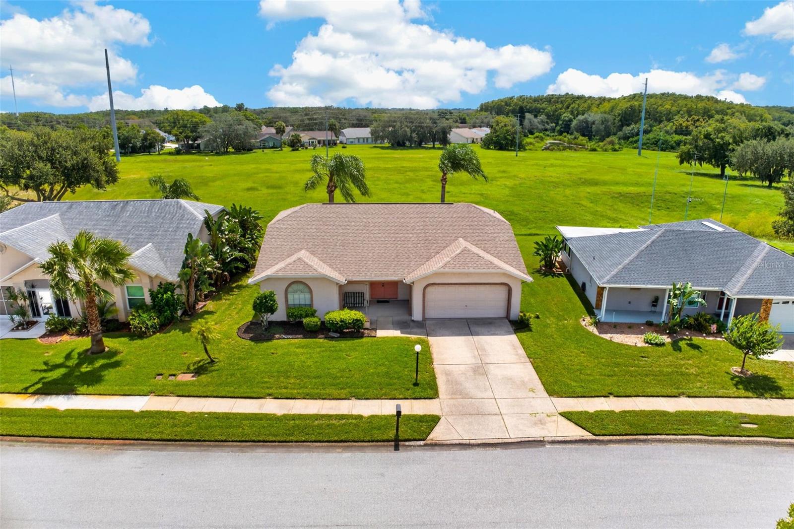 10707 FALLEN LEAF LN — photo 2