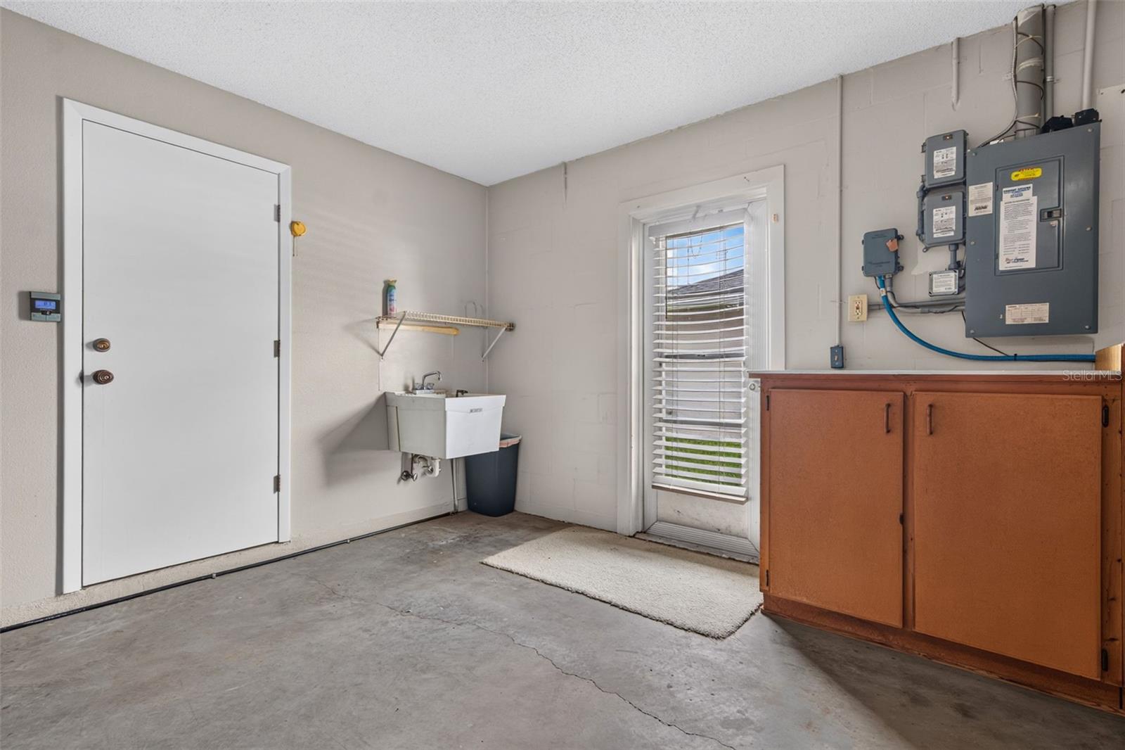 10707 FALLEN LEAF LN — photo 45