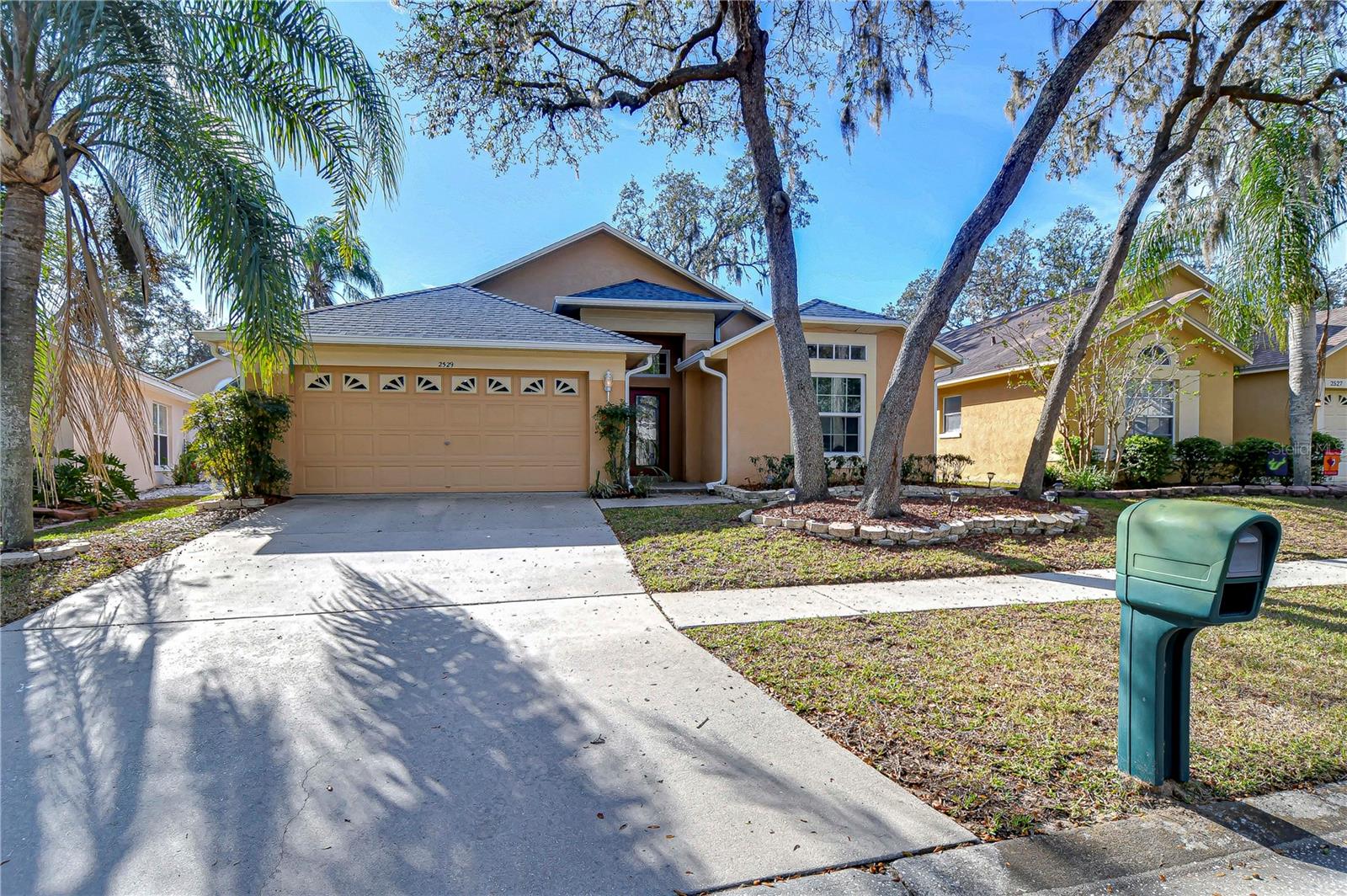 2529 CLARESIDE DR — photo 29