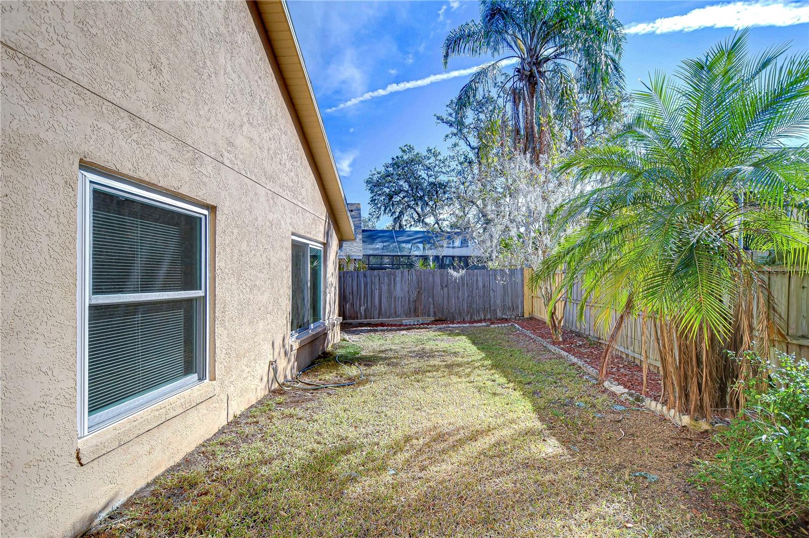 2529 CLARESIDE DR — photo 27