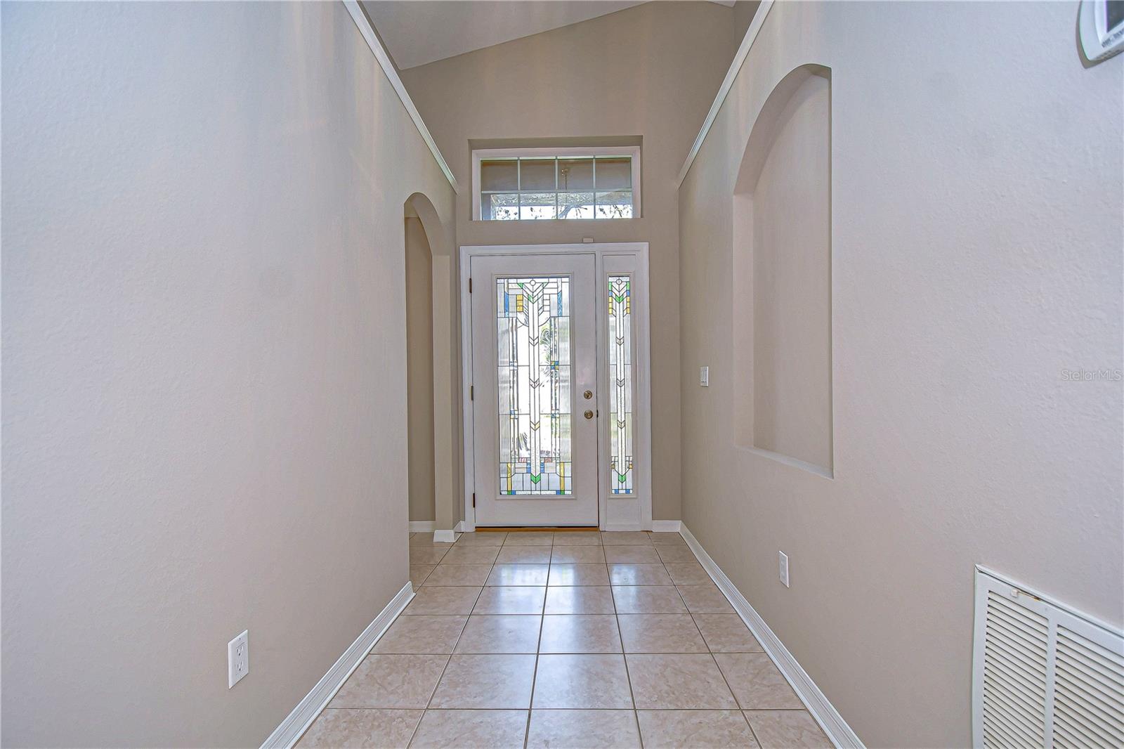 2529 CLARESIDE DR — photo 4
