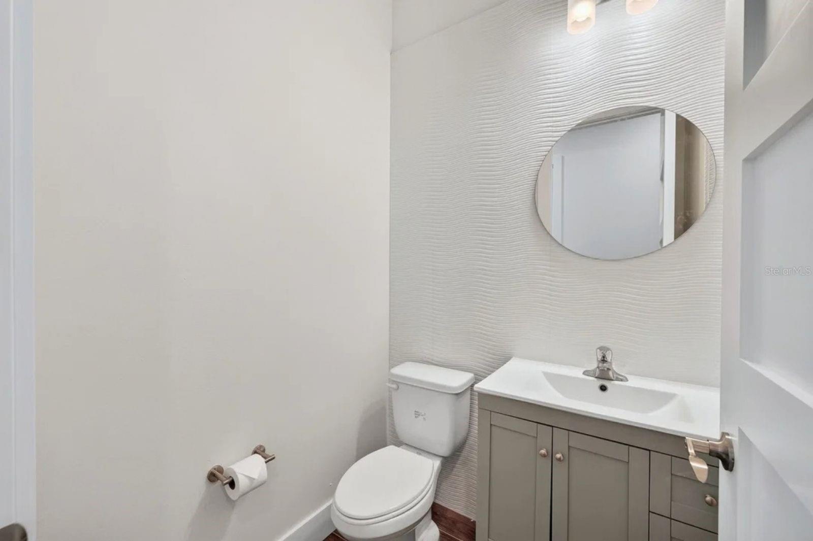 8003 CHANEY LN — photo 33