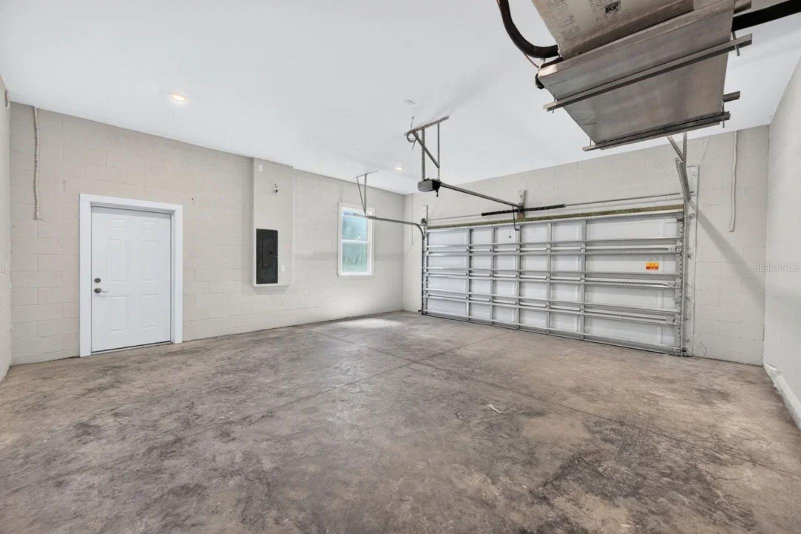 8003 CHANEY LN — photo 40