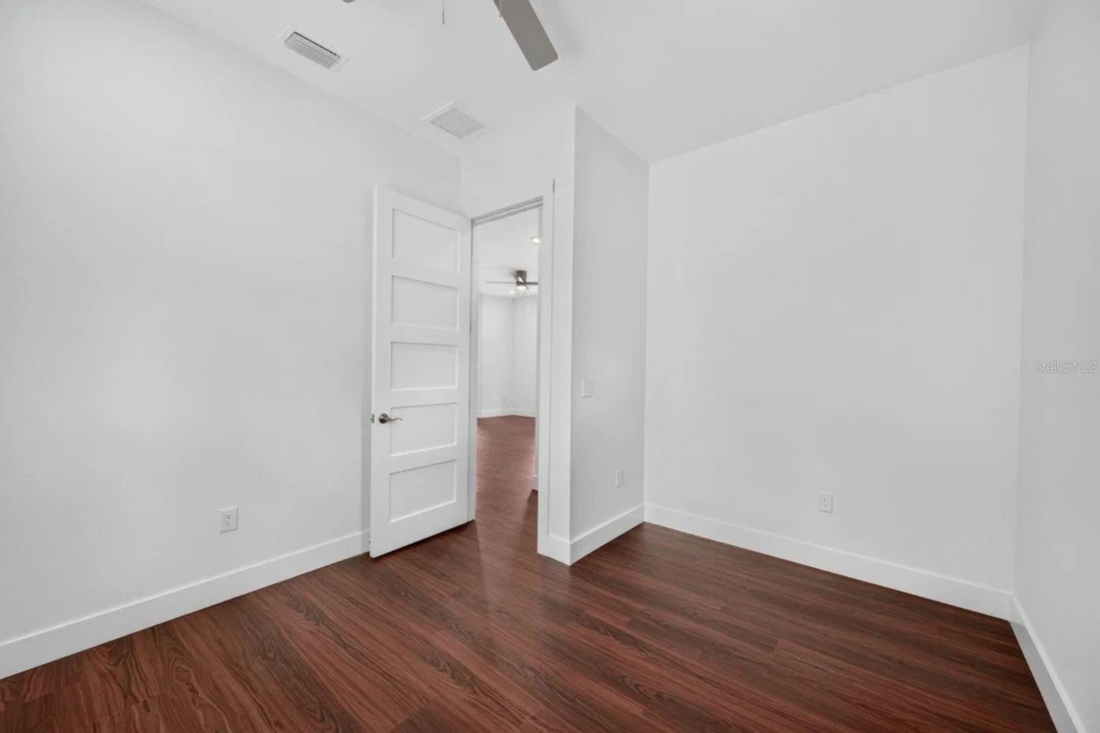 8003 CHANEY LN — photo 24